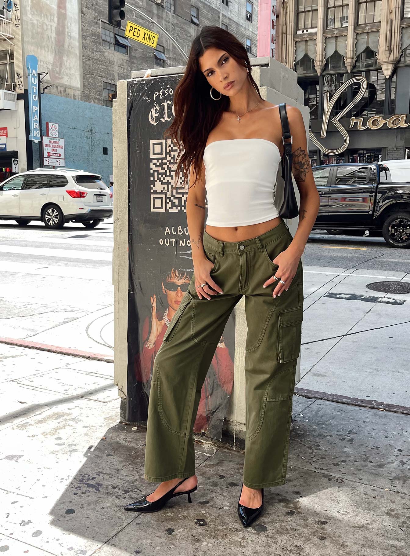Ahstin Mid Rise Straight Leg Cargo Jeans Green - Image 10