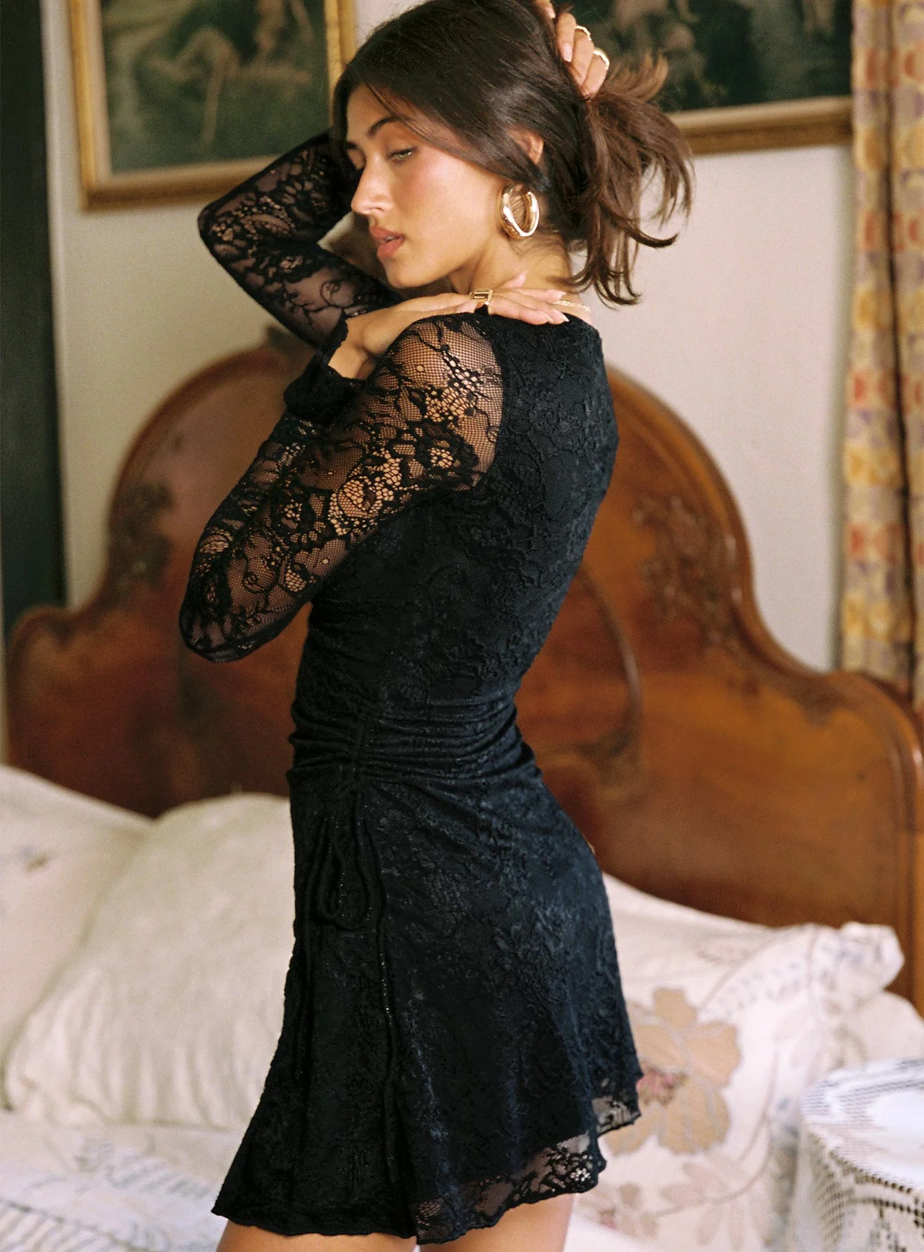 Airabella Long Sleeve Lace Mini Dress Black Petite - Image 4