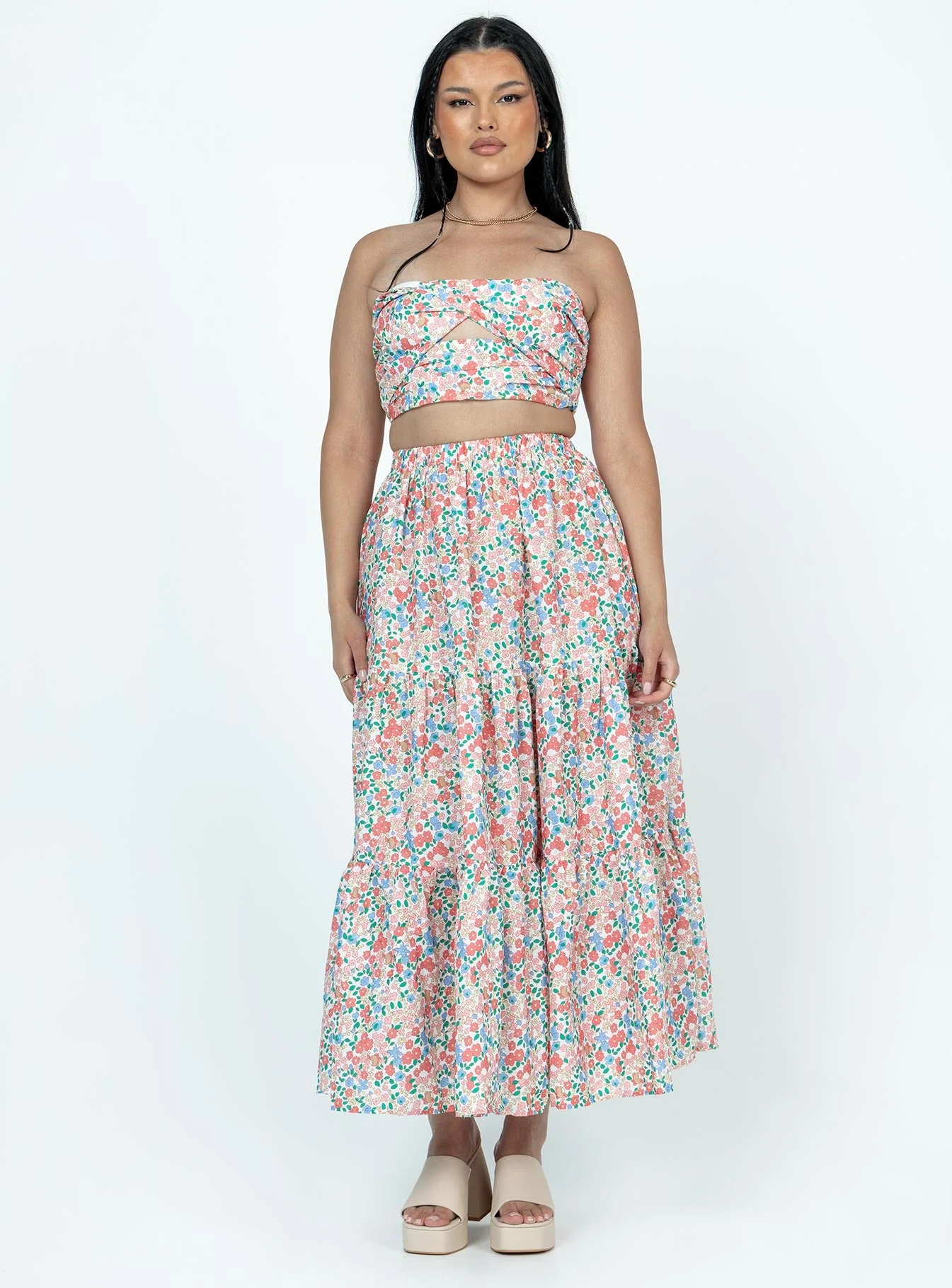 Allie Set Floral - Image 2
