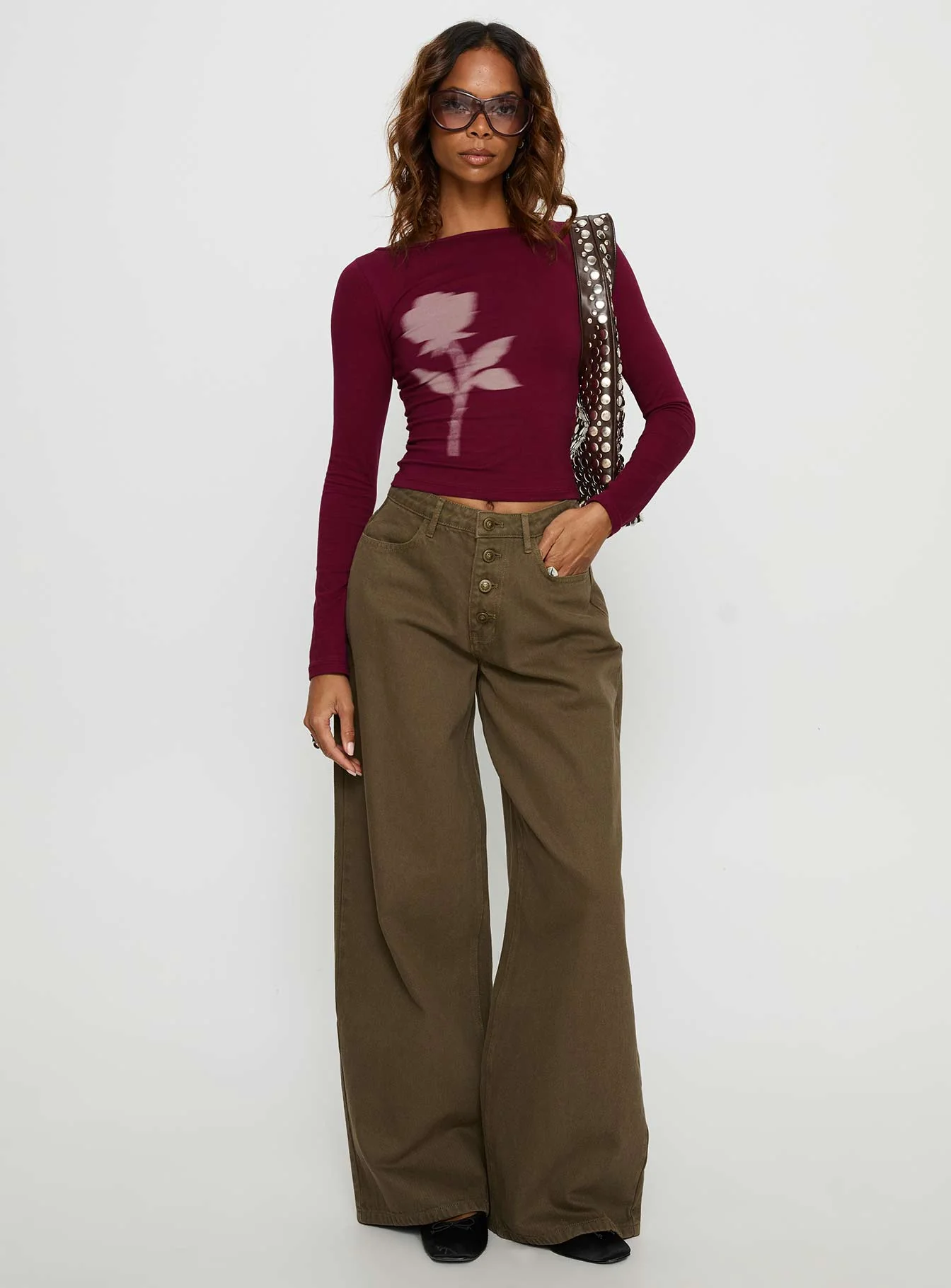 Amabon Top Burgundy Blurred Rose - Image 3