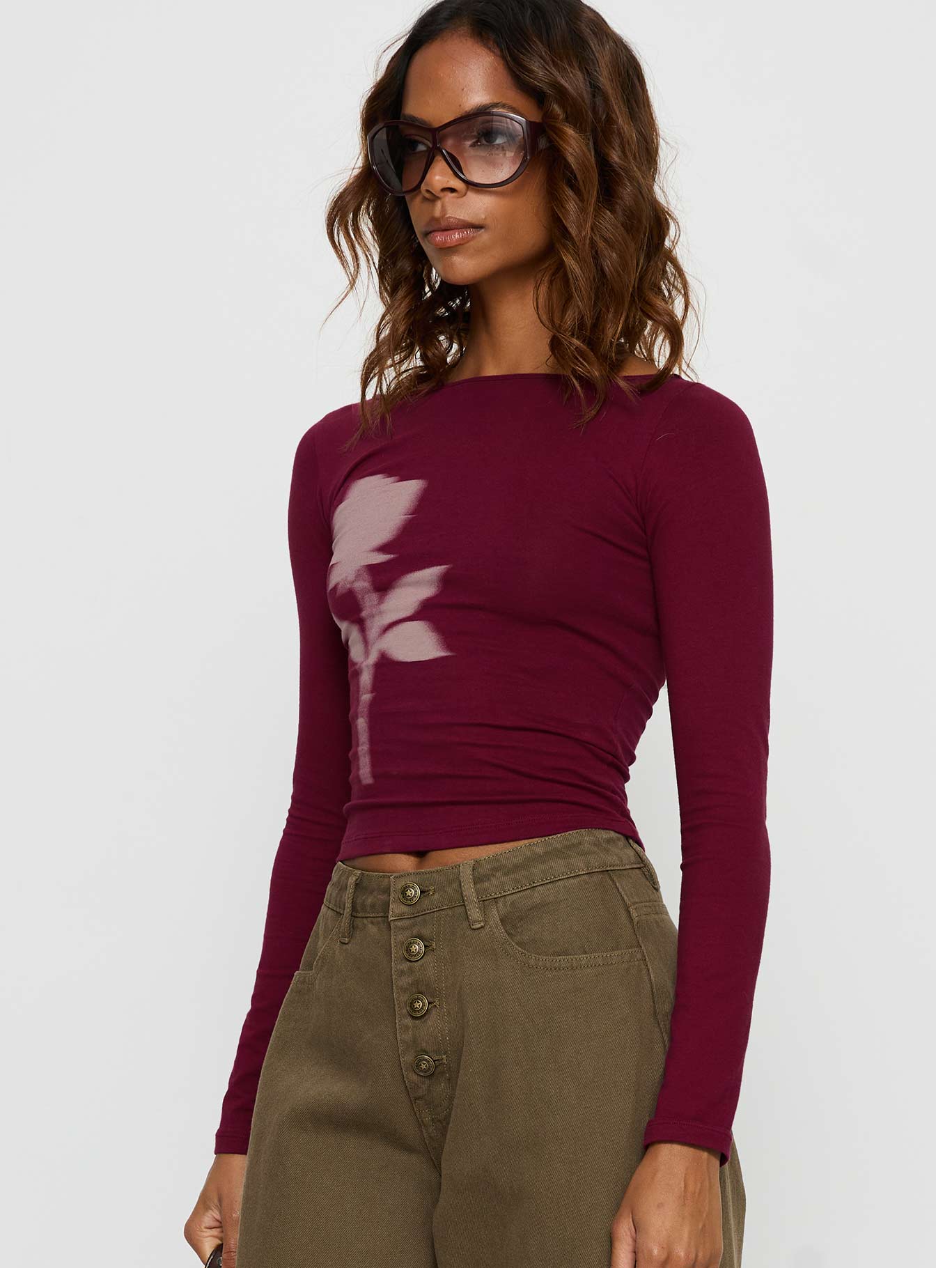 Amabon Top Burgundy Blurred Rose - Image 4