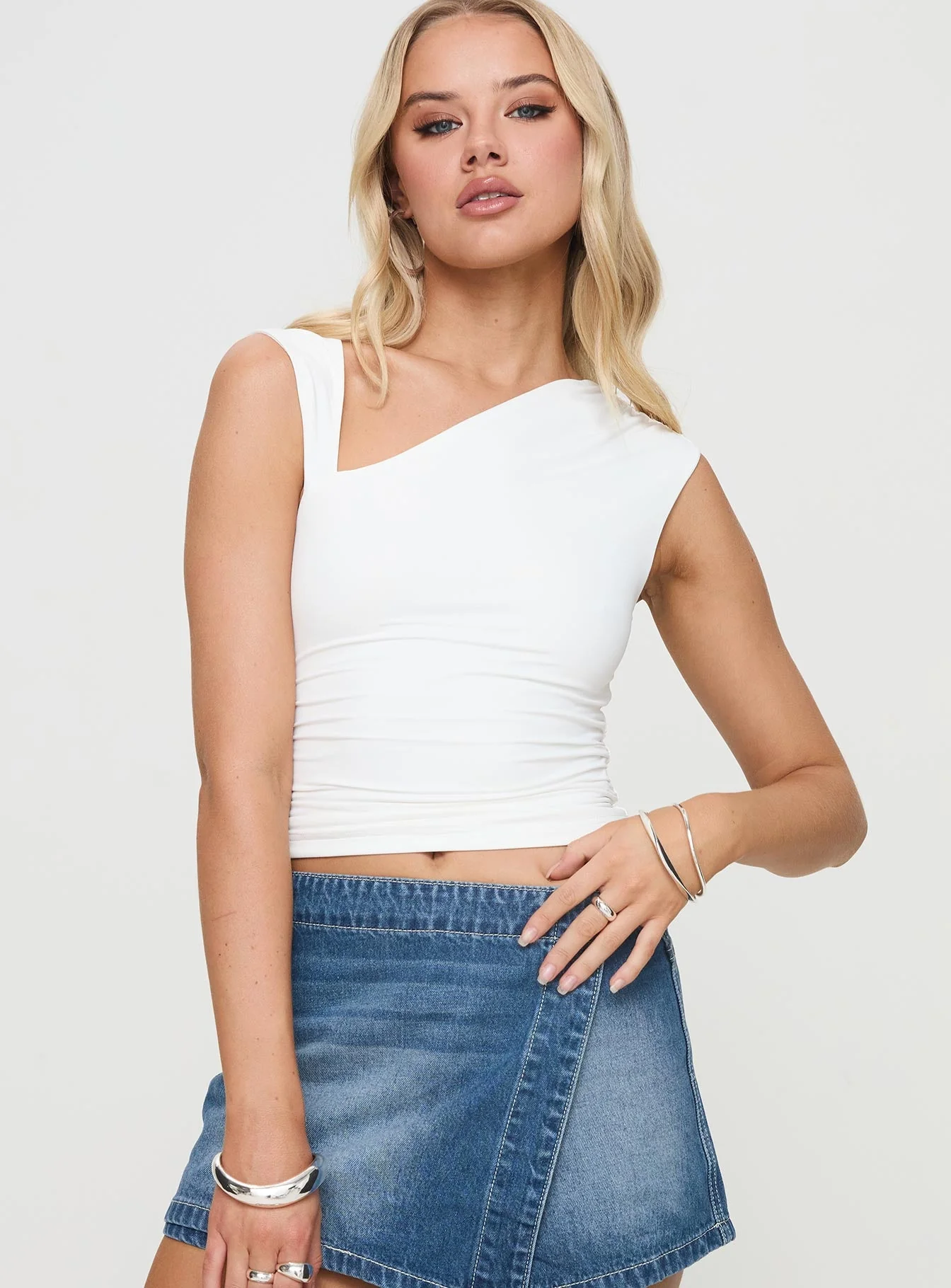 Ander Top White - Image 2