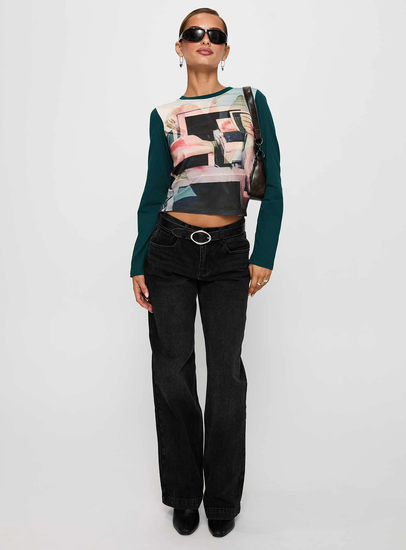 Anelli Low Rise Straight Leg Jeans Washed Black - Image 3