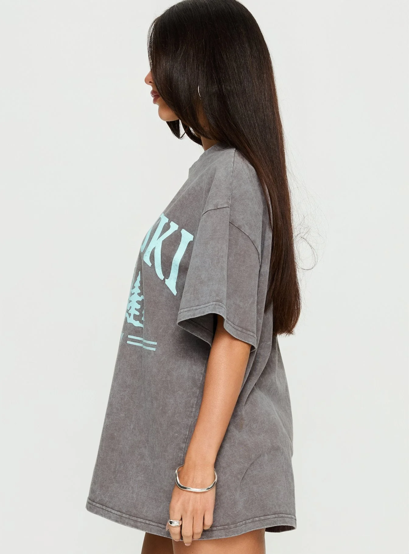 Apres Ski Valley Oversized Graphic Tee Charcoal - Image 3