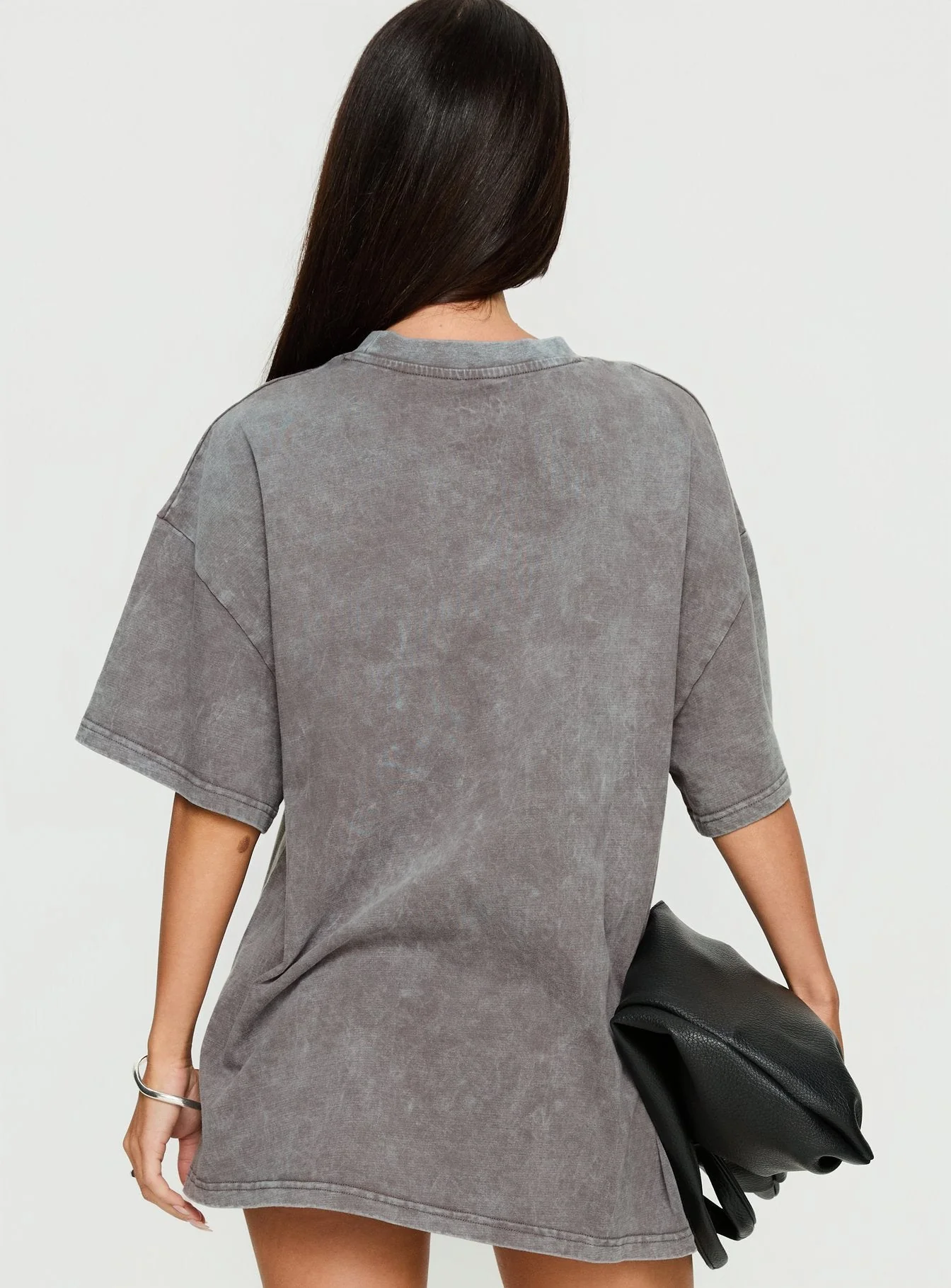 Apres Ski Valley Oversized Graphic Tee Charcoal - Image 4