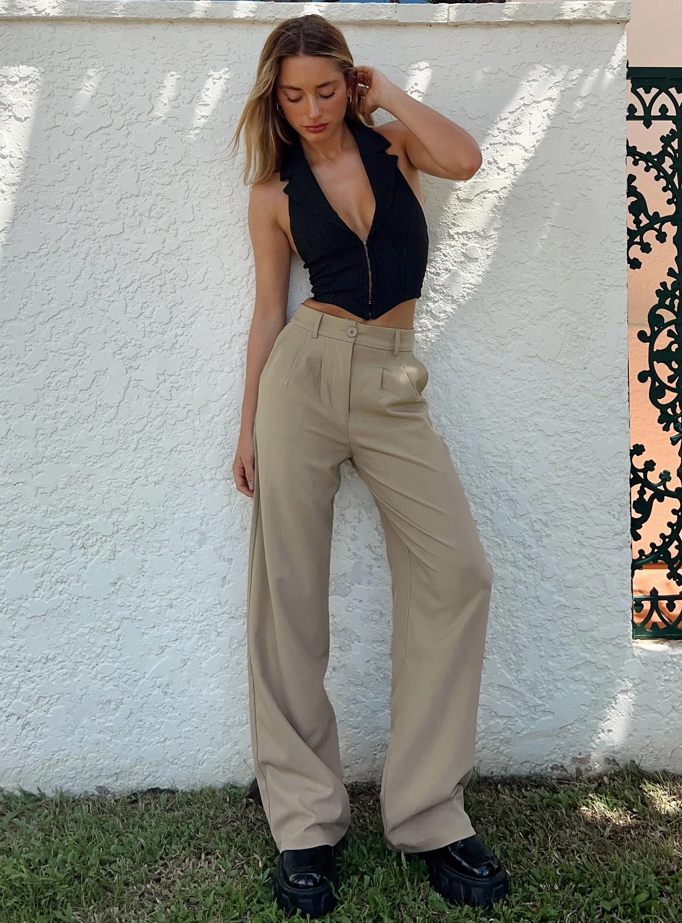 Archer Pants Taupe - Image 10