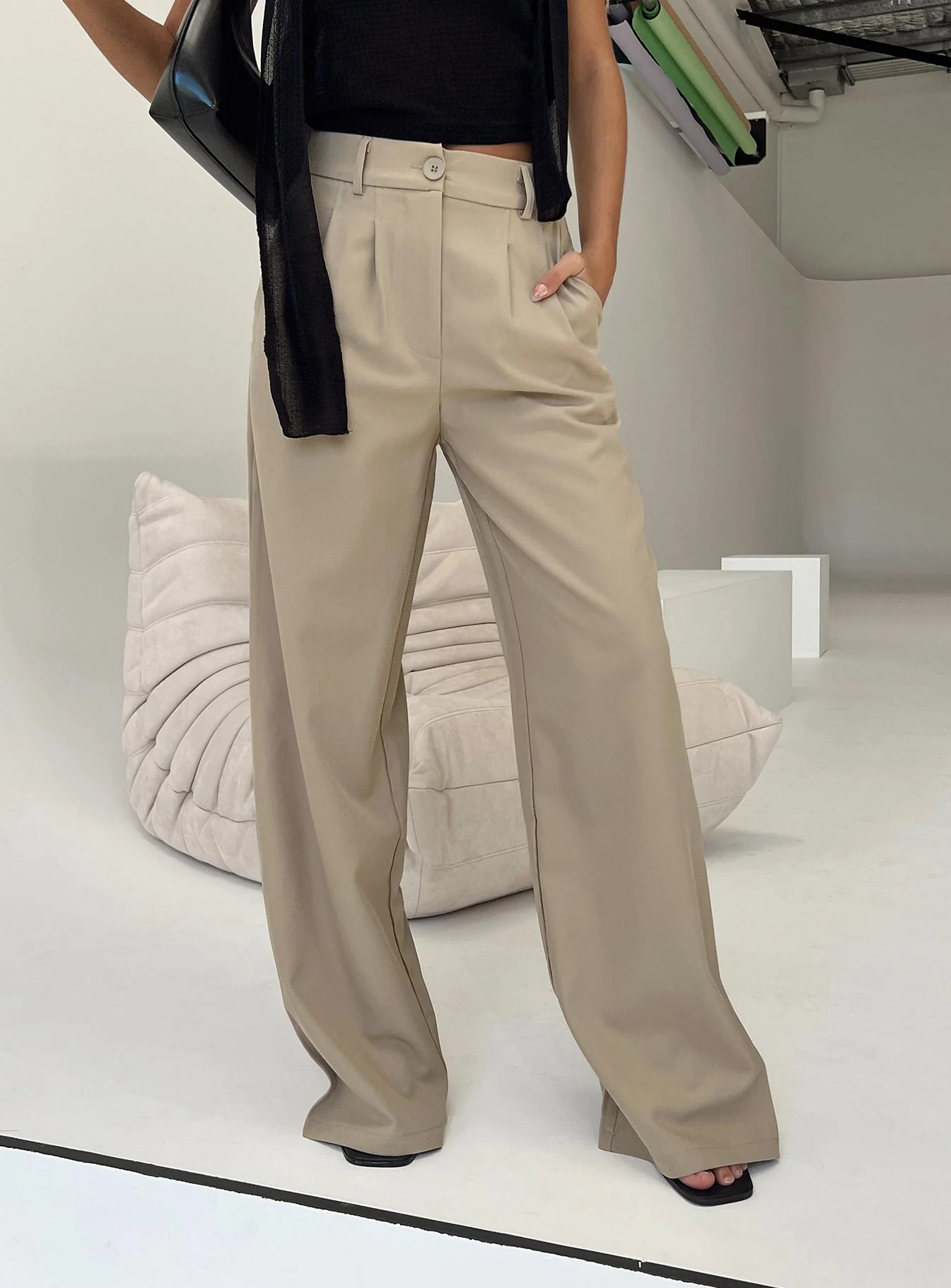 Archer Pants Taupe - Image 13