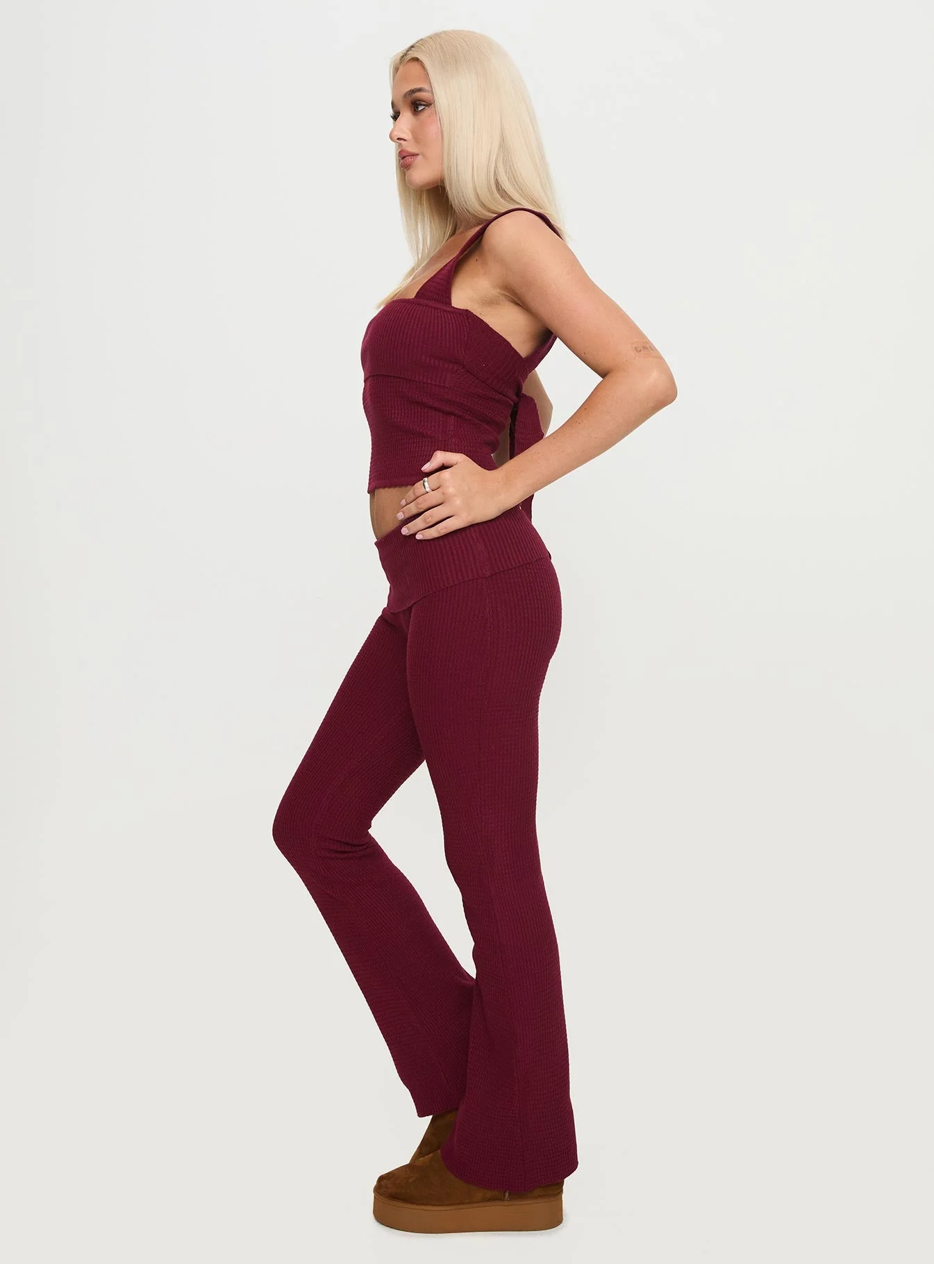 Closed Eyes Flared Pants Maroon - Image 4