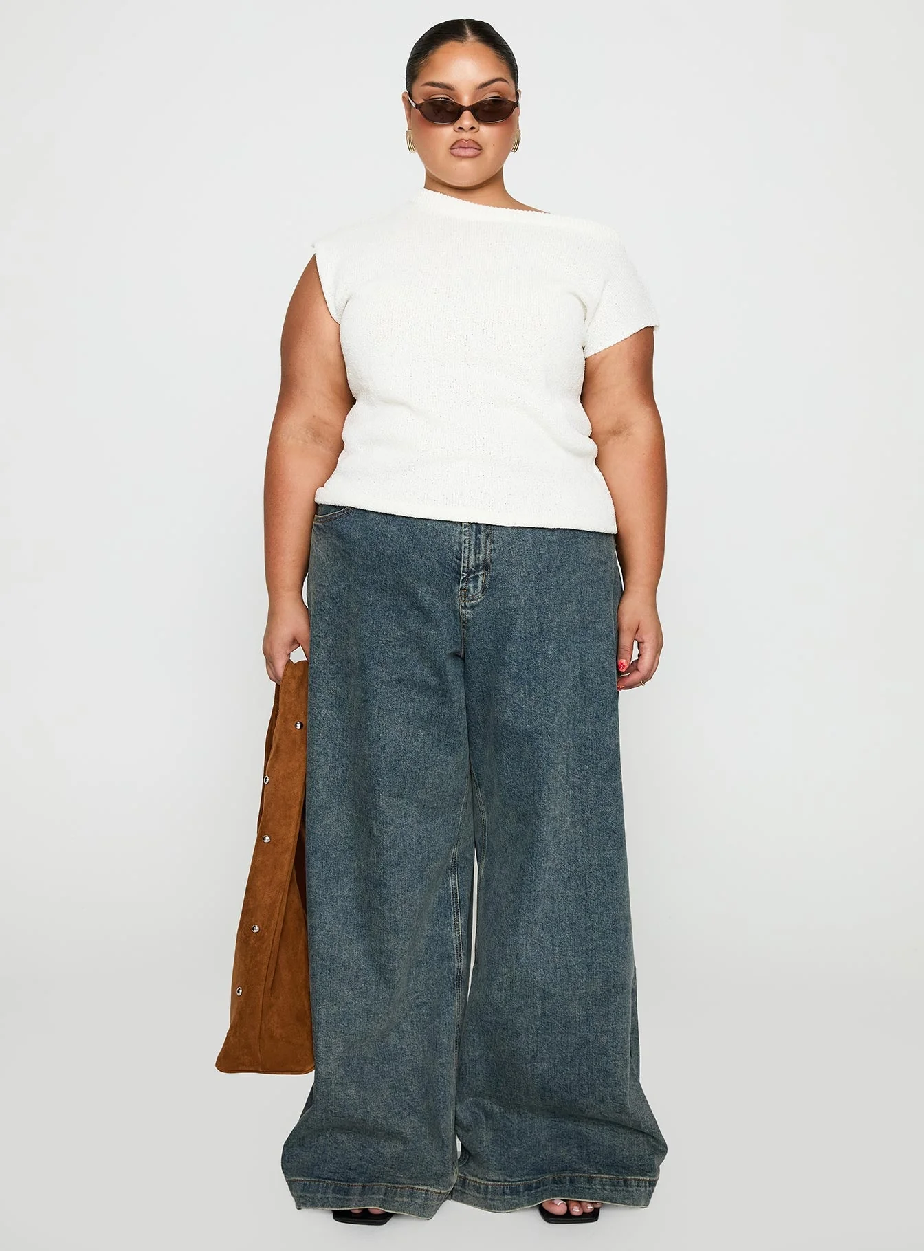 Ashfield Off Shoulder Top White Curve - Image 7