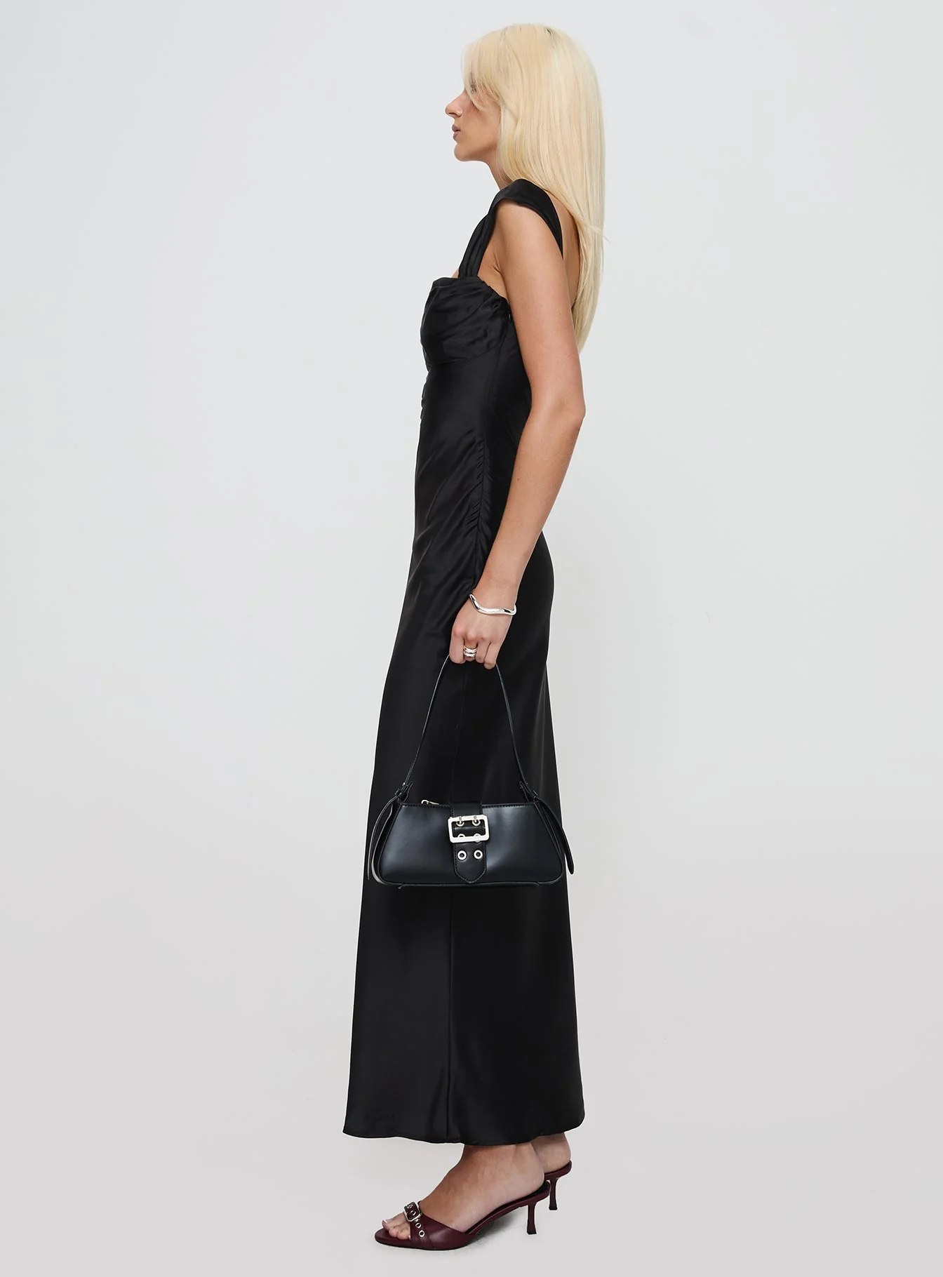 Azura Off The Shoulder Maxi Dress Black - Image 3