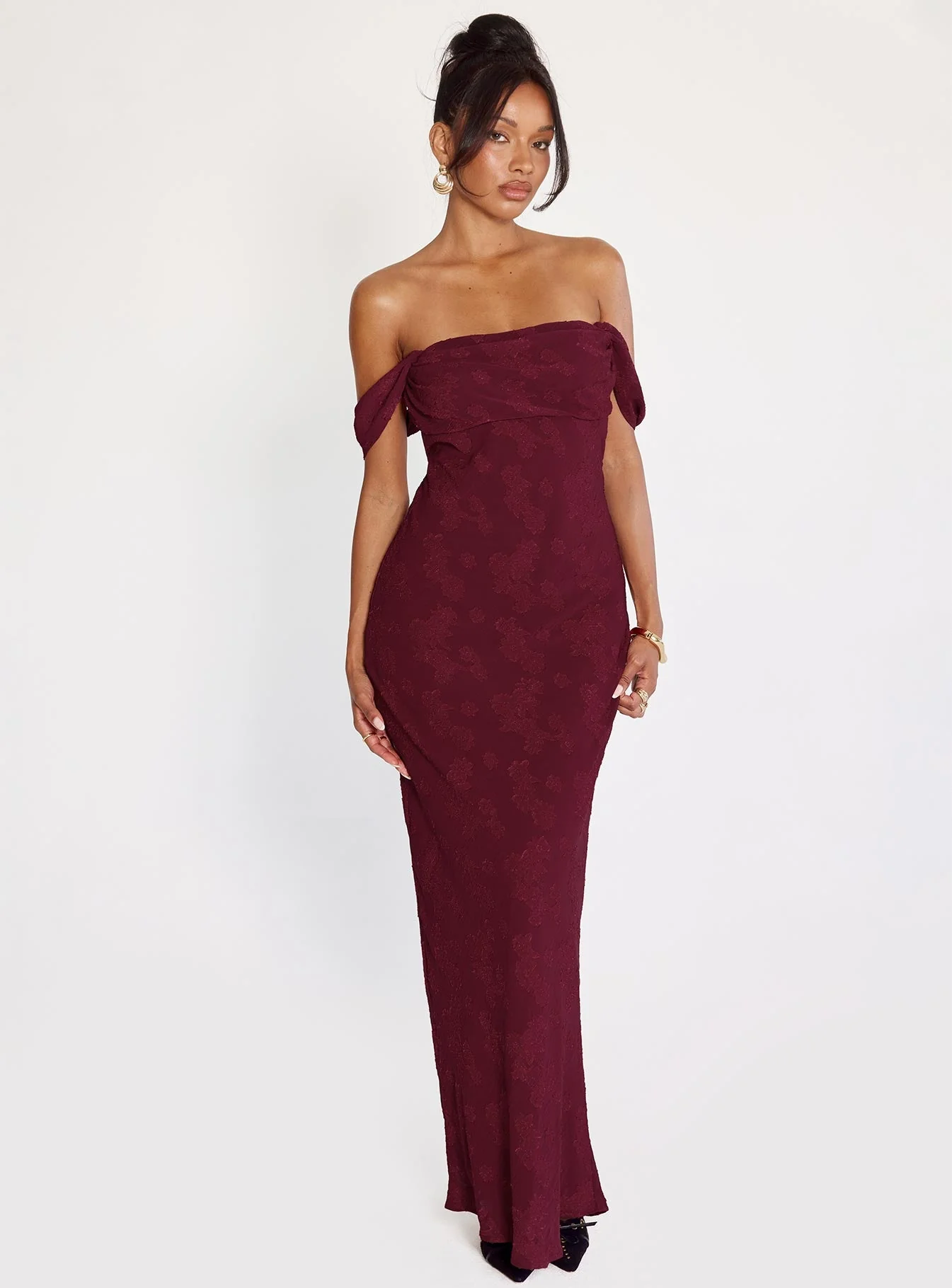 Azura Off The Shoulder Maxi Dress Burgundy - Image 10