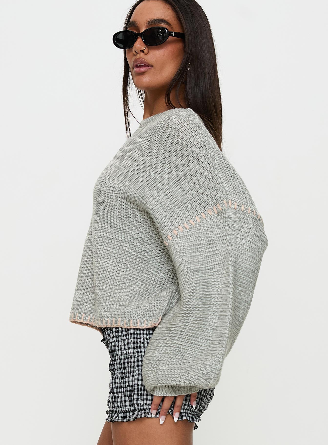 Baby I'm Back Knit Sweater Grey / Pink - Image 4