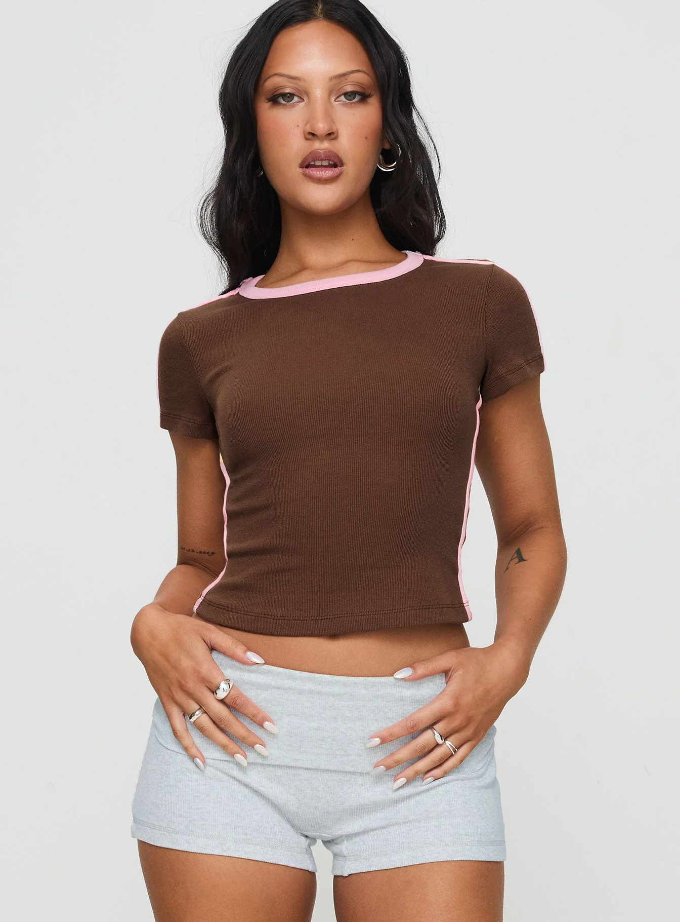 Baseline Scoop Rib Tee Brown / Pink - Image 2