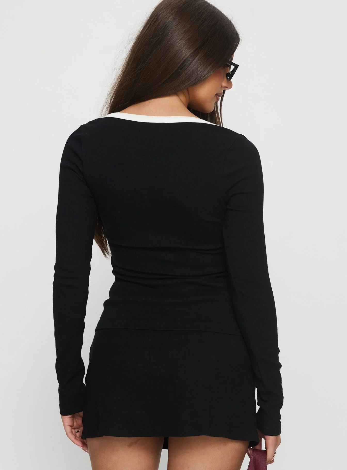 Baseline V Neck Long Sleeve Top Black / White - Image 5