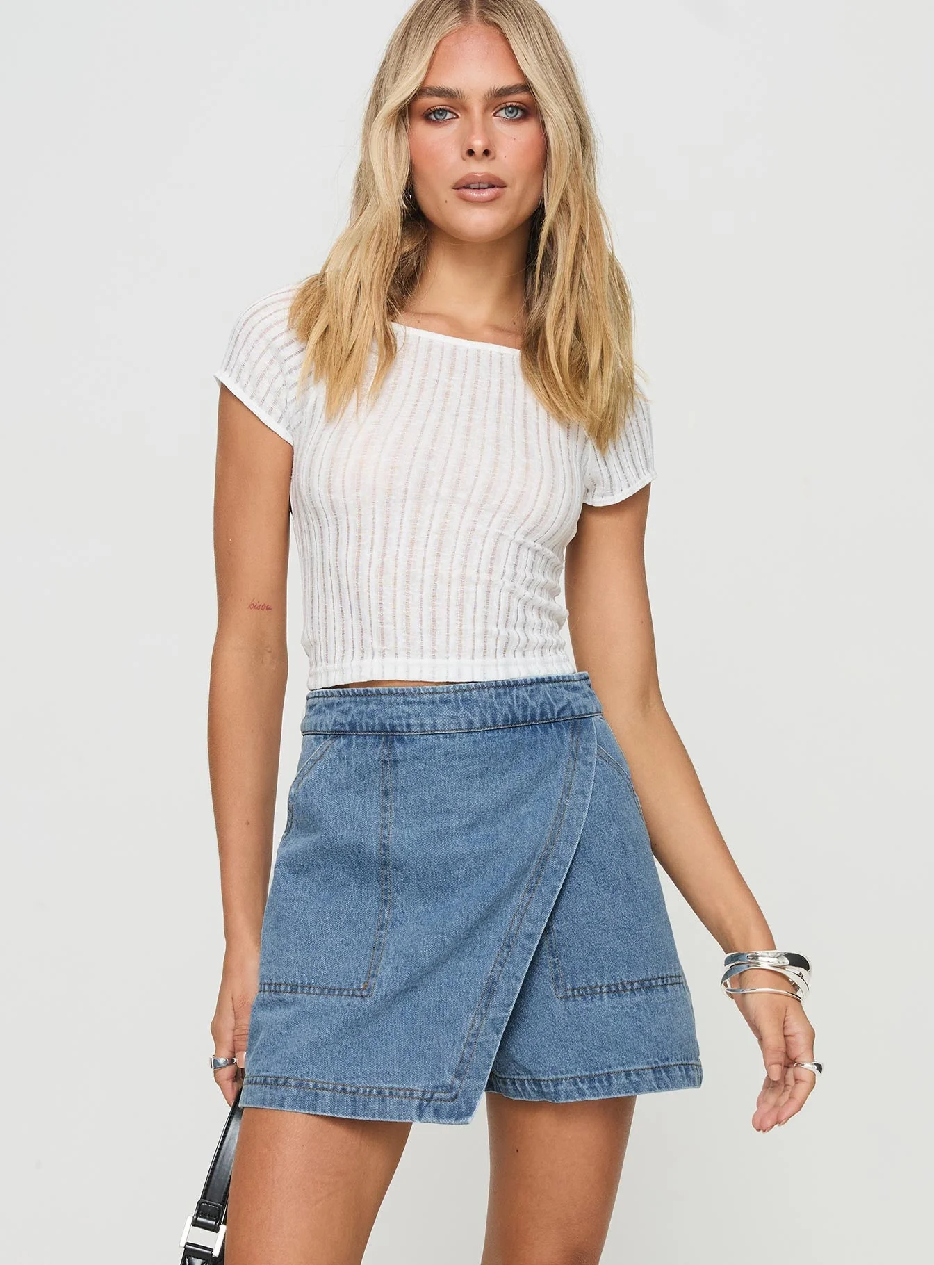 Bentiez Denim Skort Mid Wash - Image 2