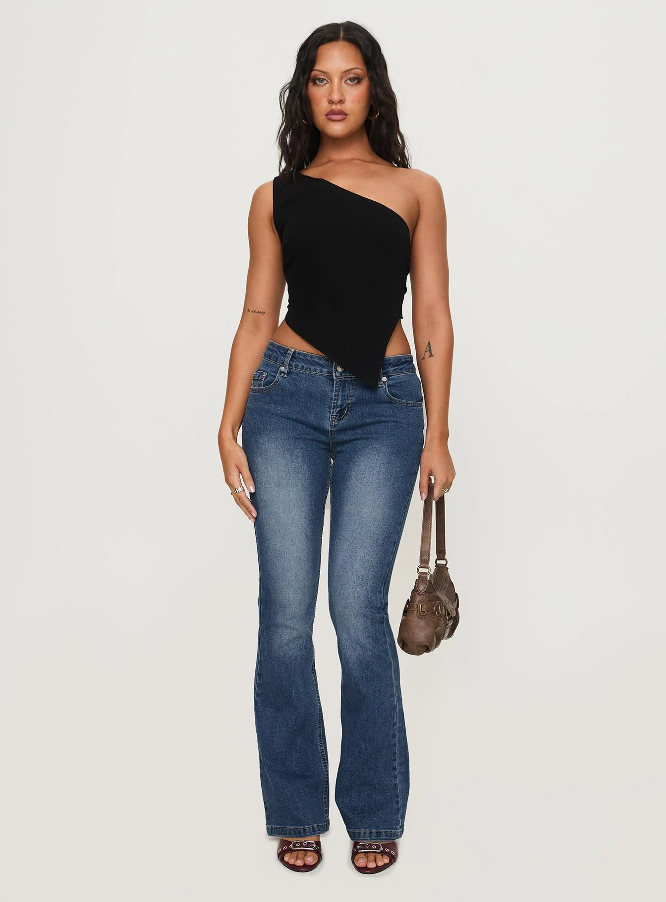 Bethany Low Rise Bootleg Jeans Mid Wash - Image 3
