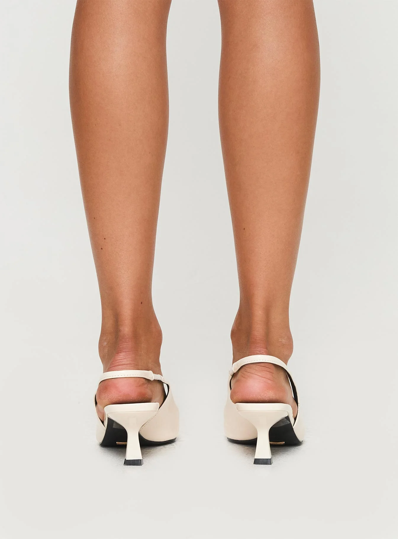 Billini Ayla Pointed Toe Heels Bone - Image 4