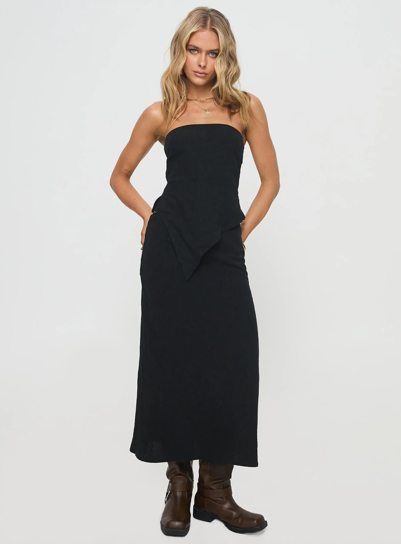 Birdie Asymmetric Linen Blend Top Black - Image 2