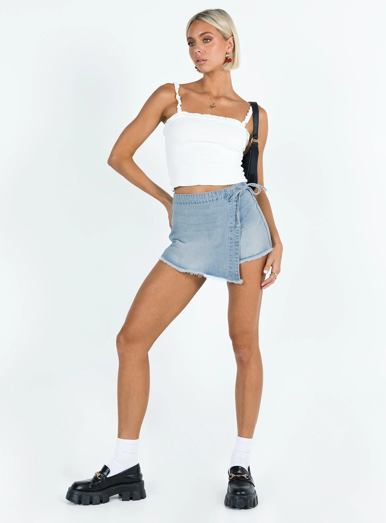 Bowden Skort Light Wash Denim - Image 3
