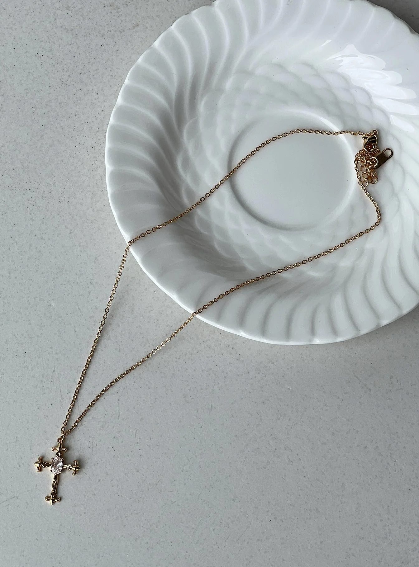 Brassie Necklace Gold - Image 3