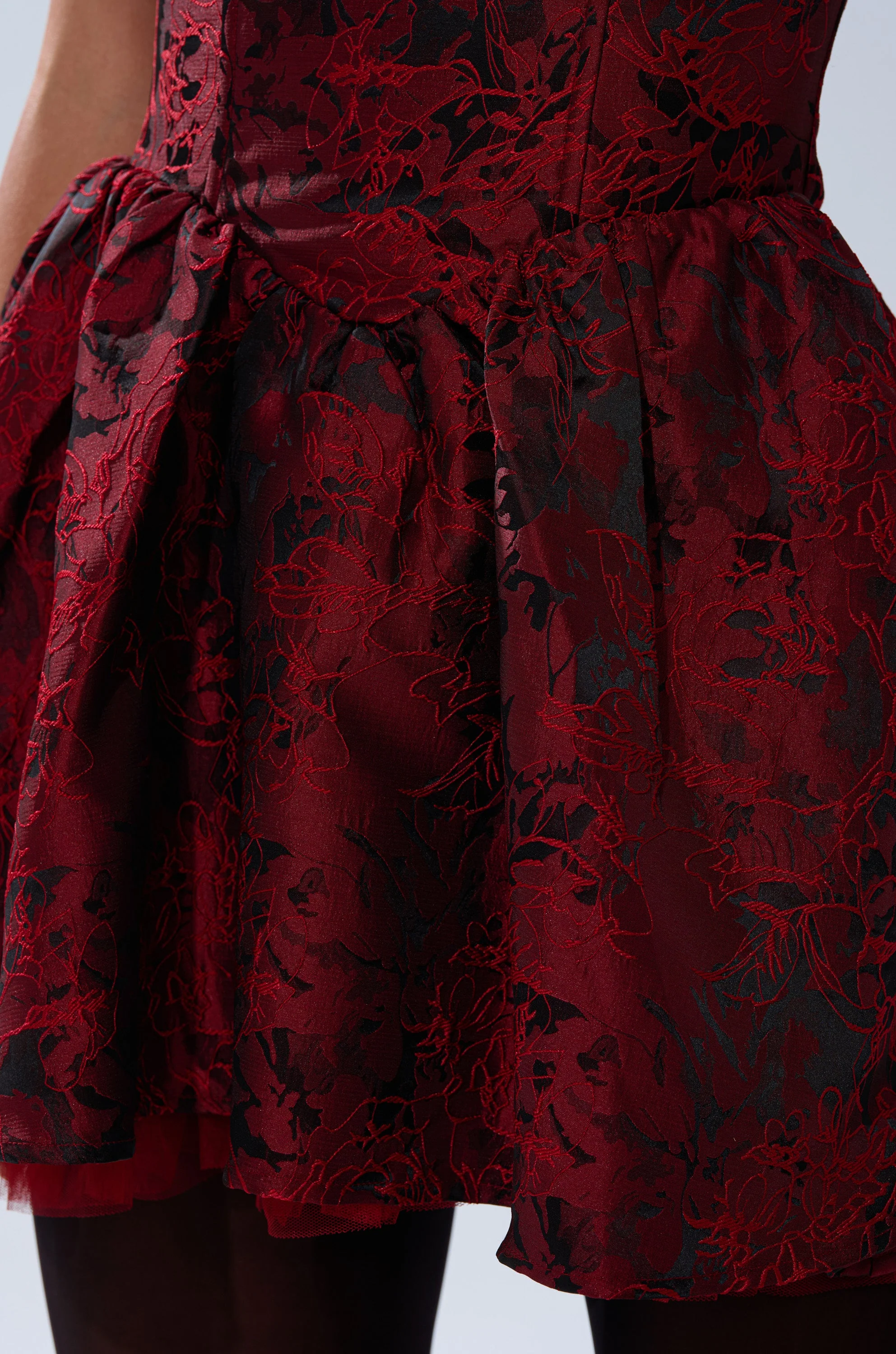 BRINA BROCADE MINI DRESS IN BURGUNDY - Image 7