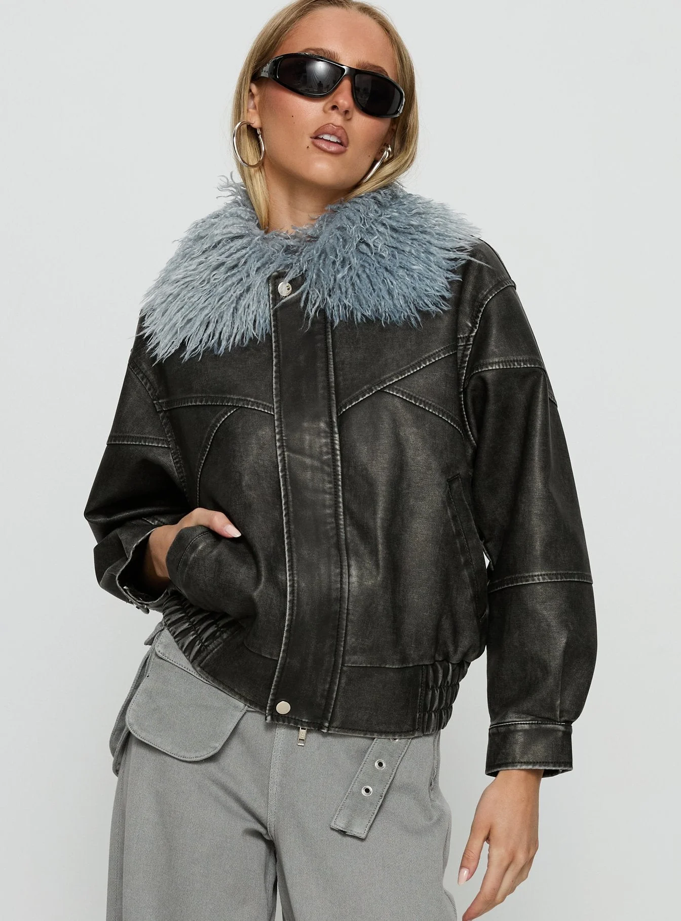 Brittanni Fluffy Collar Jacket Black / Blue - Image 2