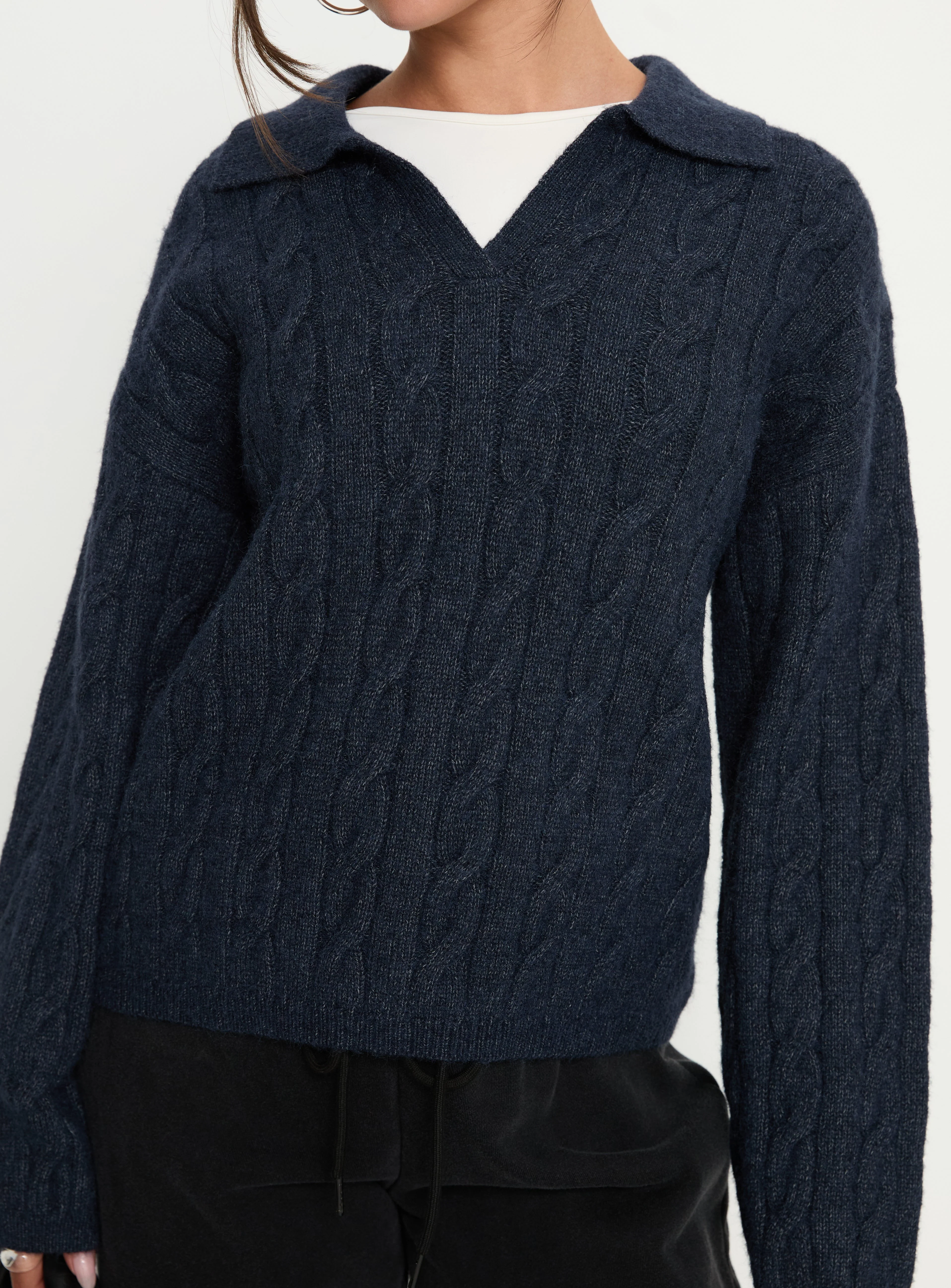 Brodey Collared Cable Knit Sweater Navy - Image 5