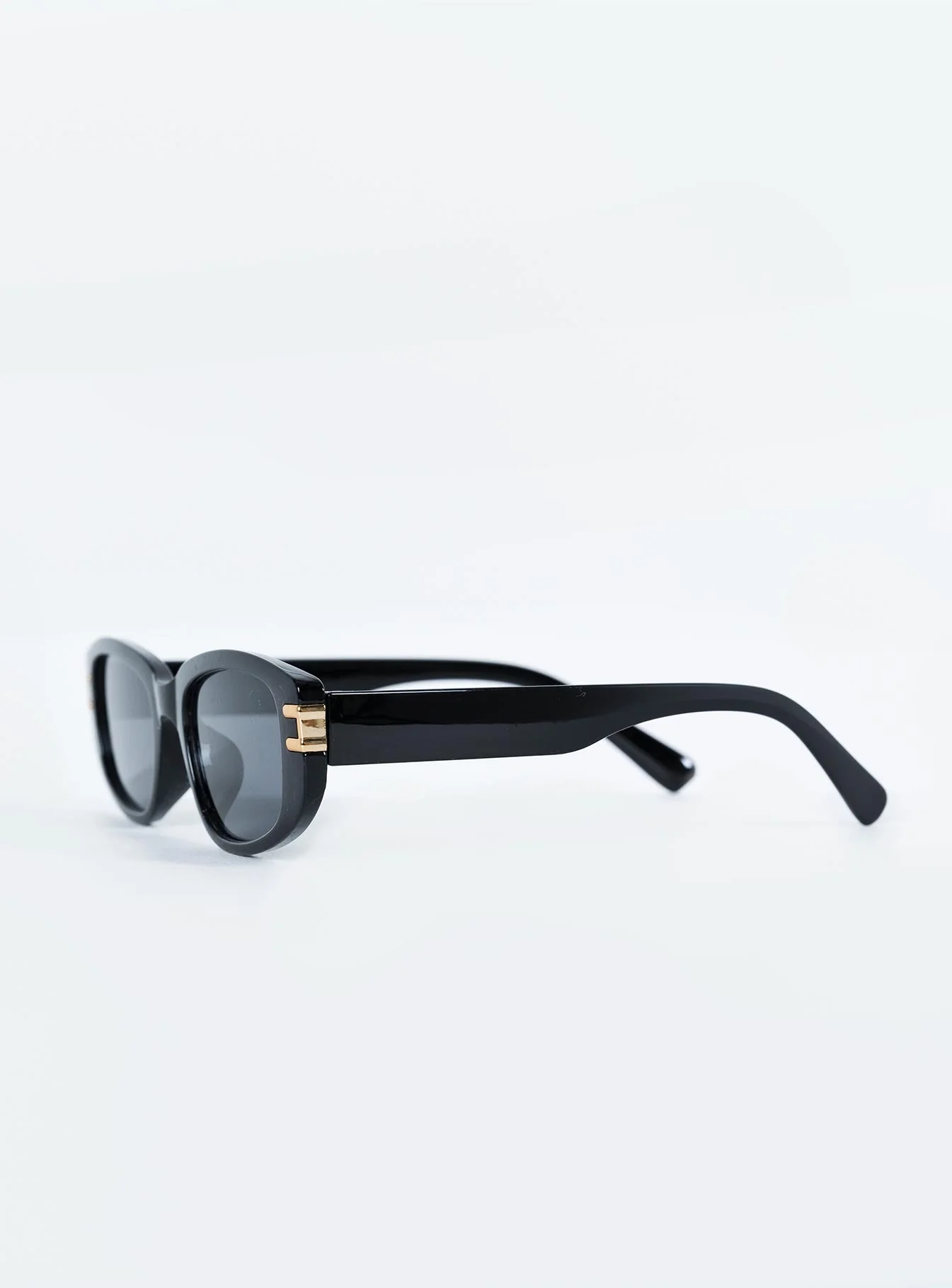 Brunz Sunglasses Black - Image 3