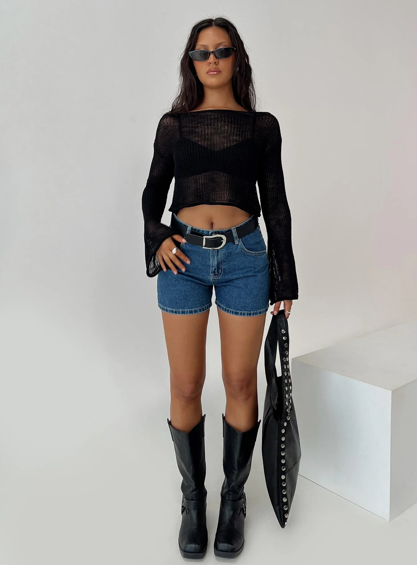 Cafe Pari Sweater Black - Image 8