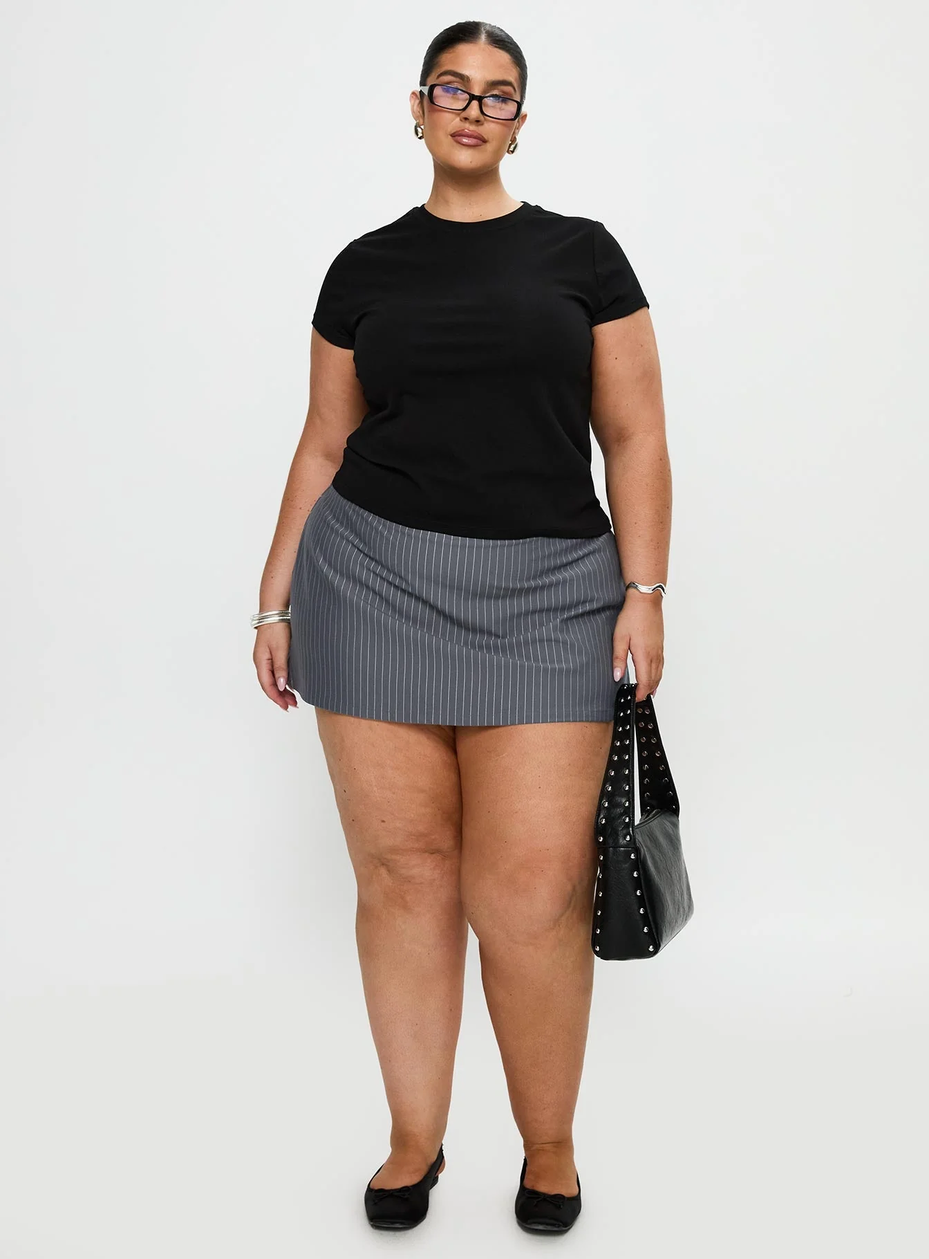 Can't Sleep Skort Charcoal Stripe Curve - Image 3