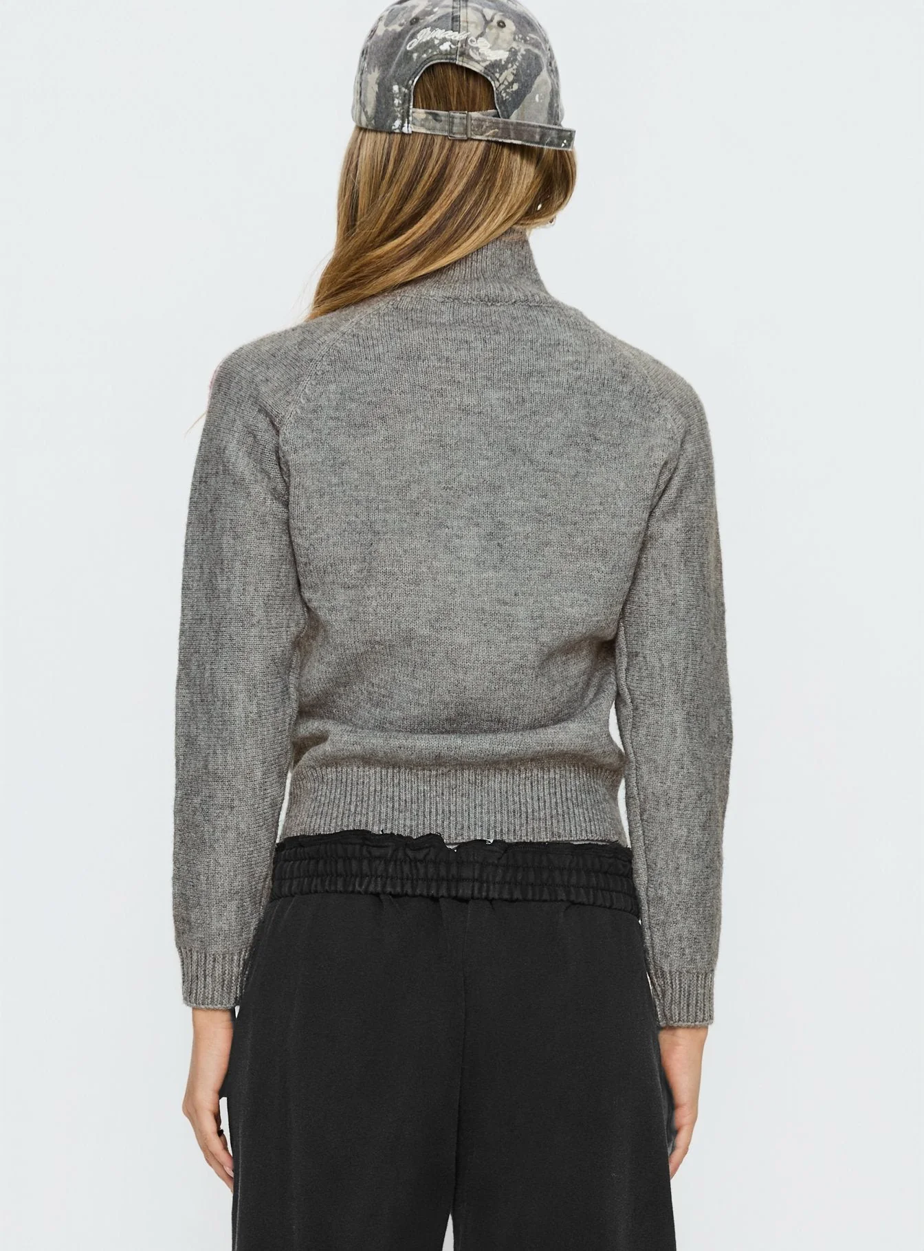 Caysey Zip Through Knit Sweater Grey - Image 5