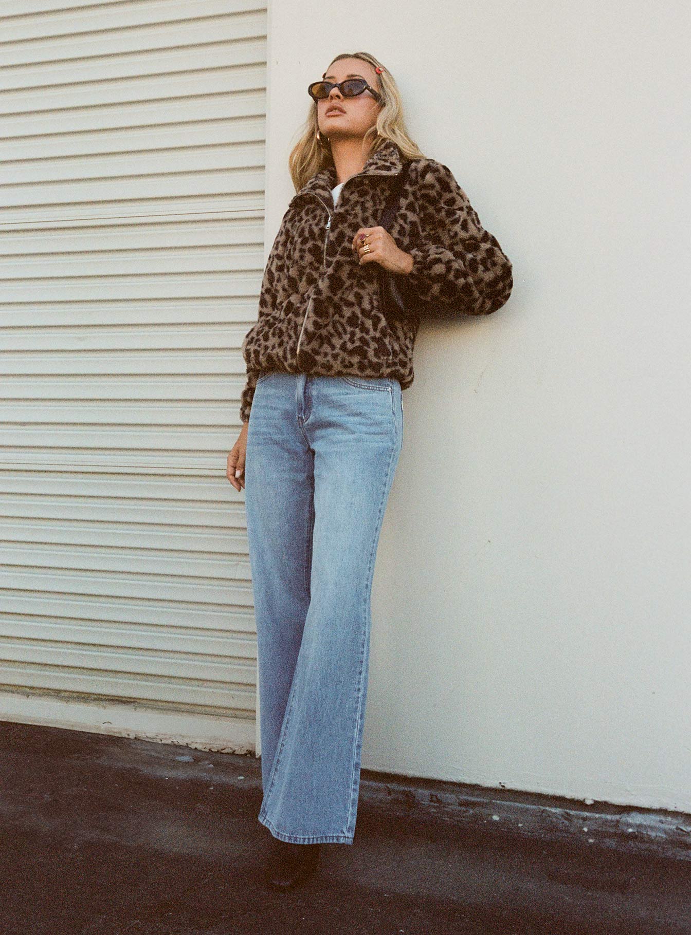 Colemane Mid Rise Flared Jeans Angel Blue - Image 7