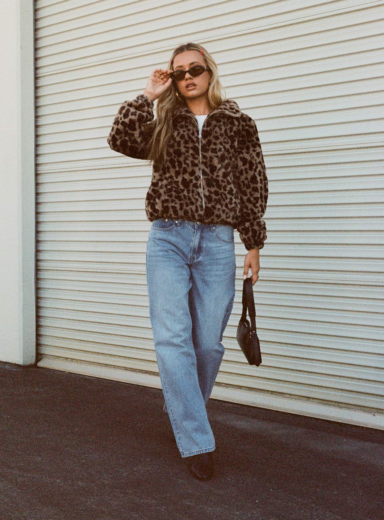 Colemane Mid Rise Flared Jeans Angel Blue - Image 8
