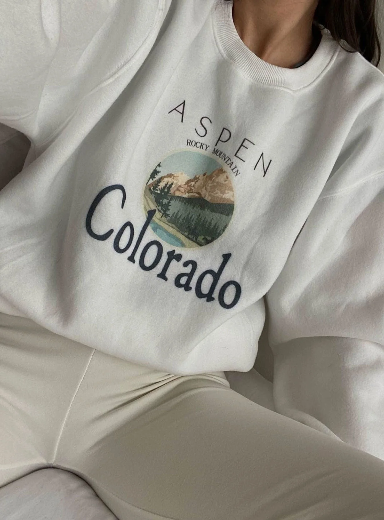 Colorado Oversized Crewneck Sweatshirt White - Image 11