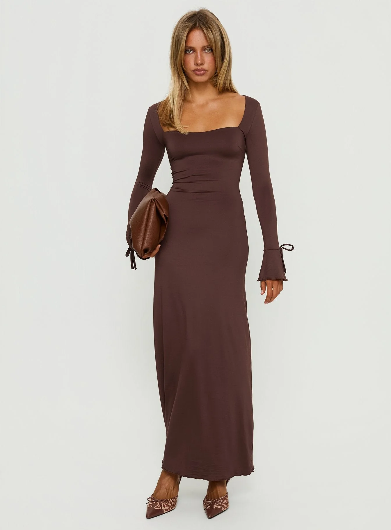 Dalzine Maxi Dress Chocolate - Image 2