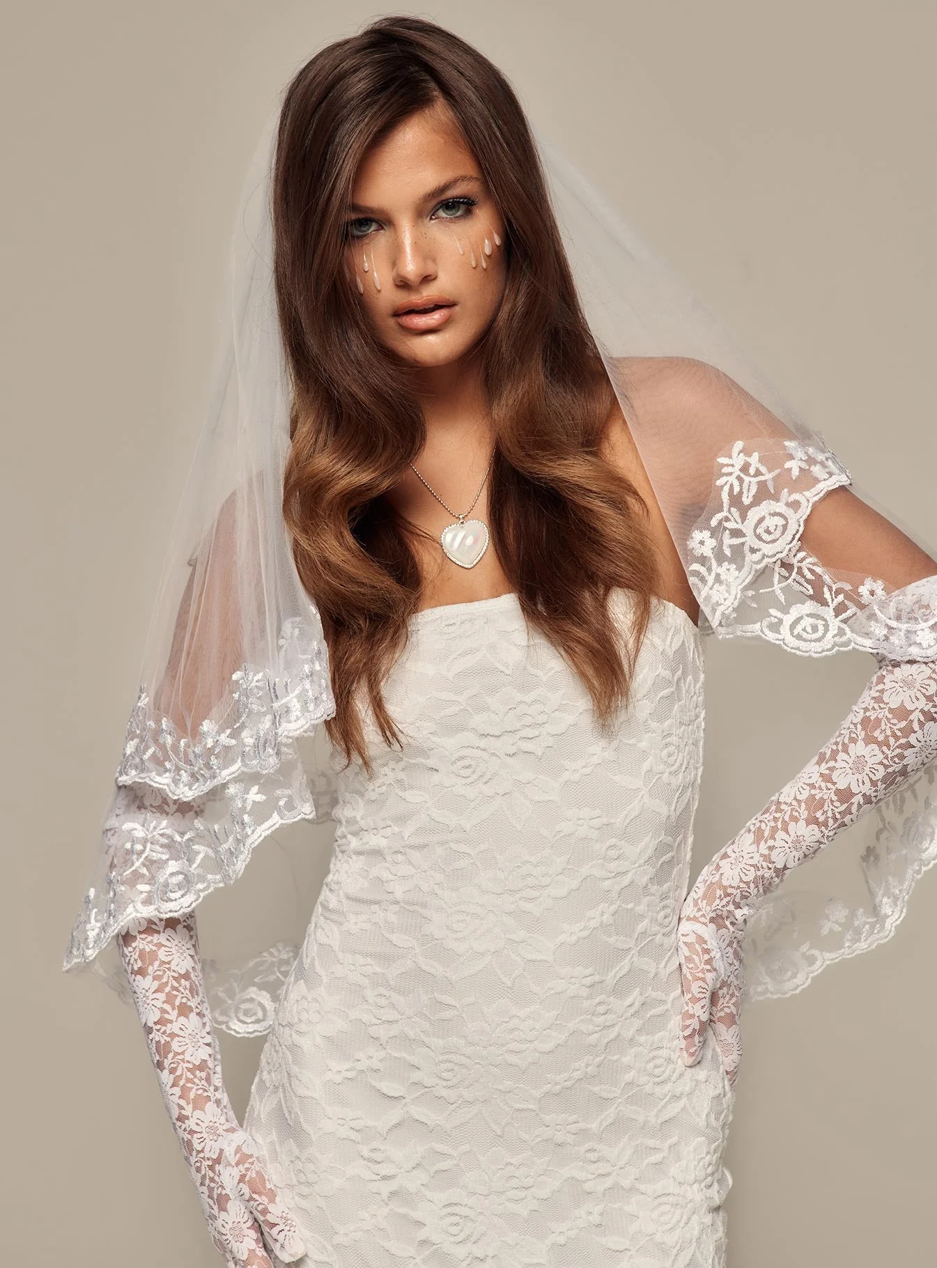 Deadly Veil White - Image 4