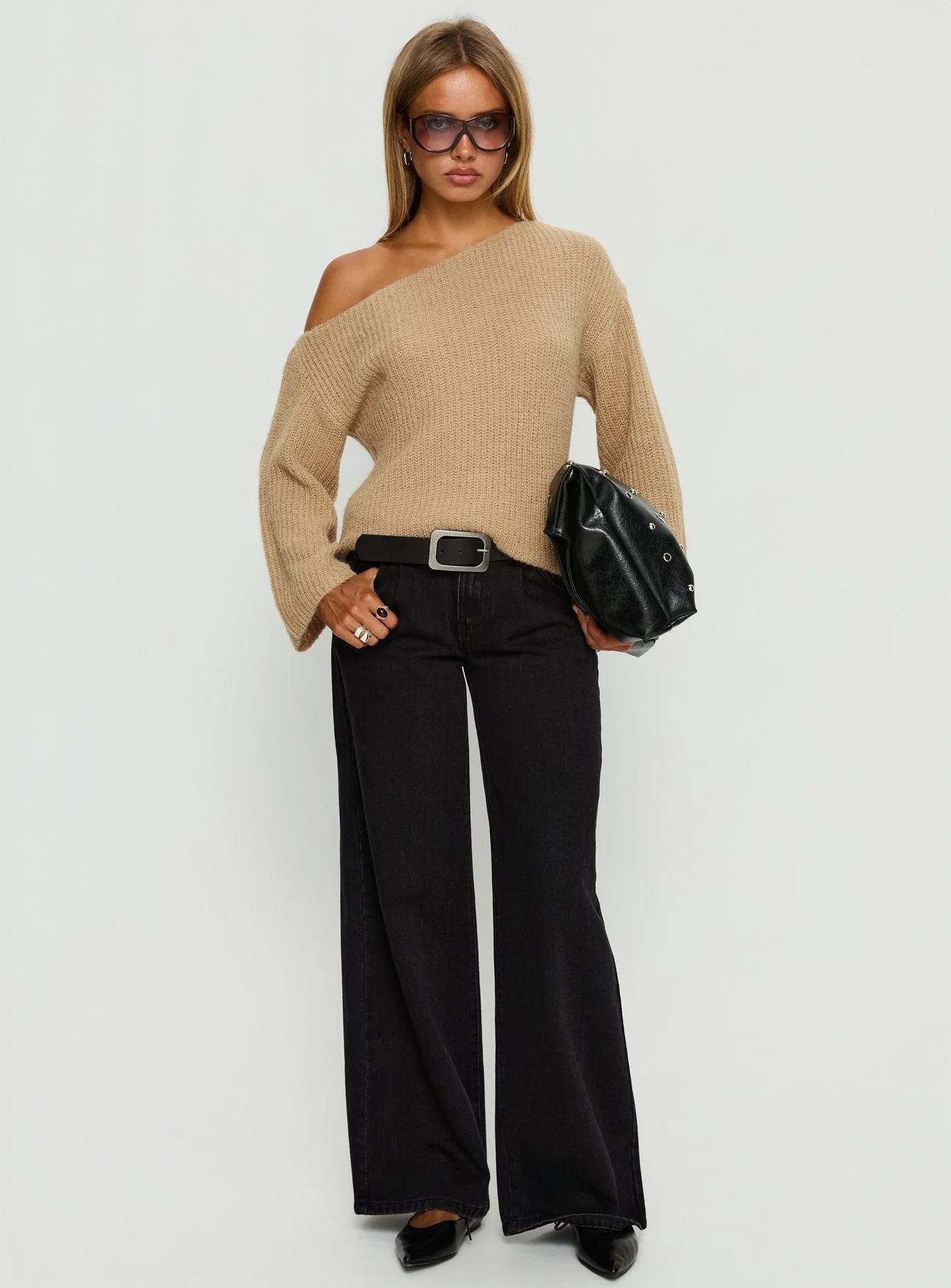 Delyn Off Shoulder Slouchy Knit Sweater Camel - Image 3