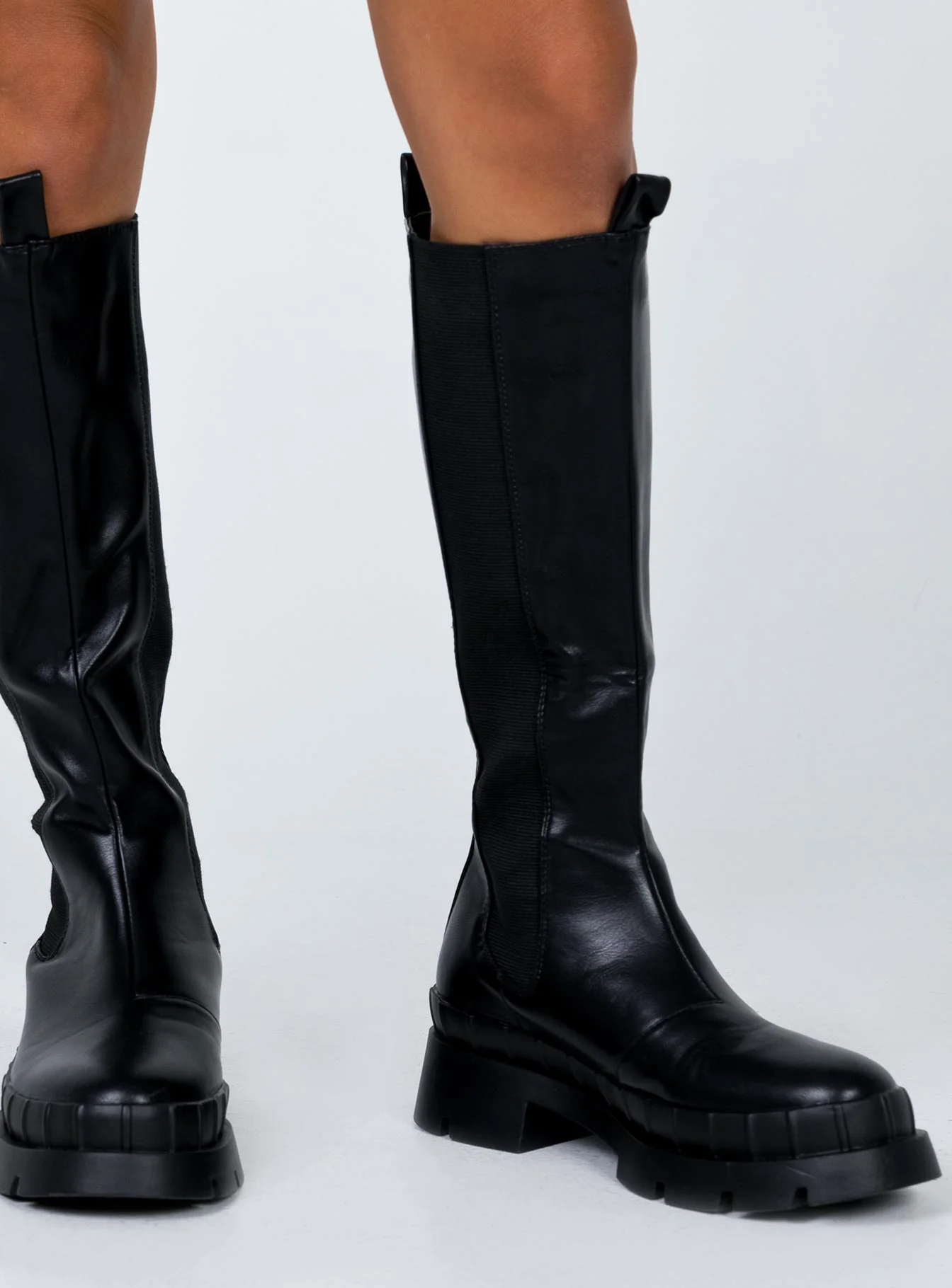 Douglas Boots Black - Image 2