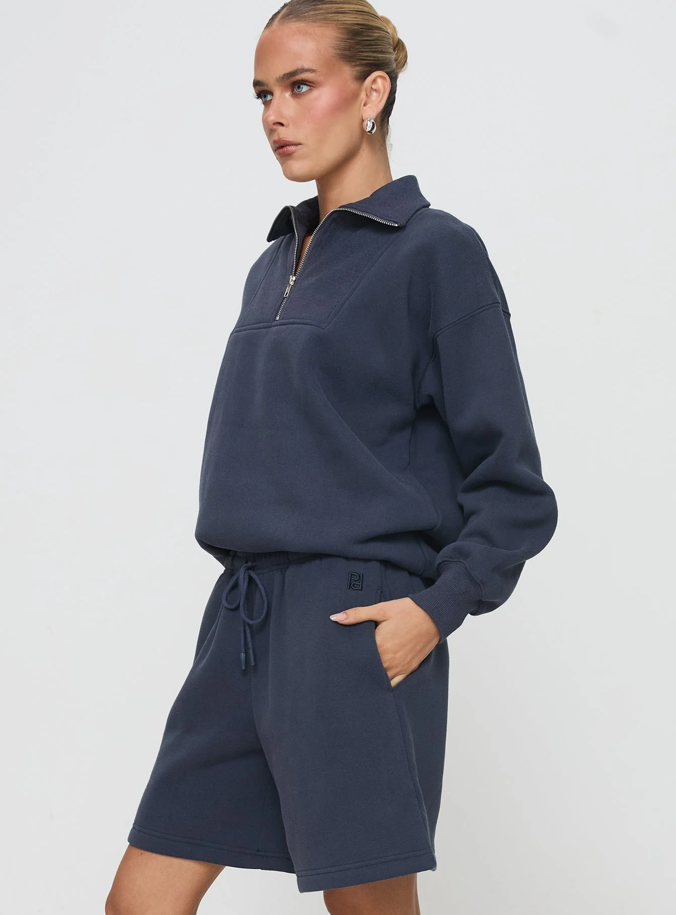 Dream Fleece Longline Shorts Navy - Image 4
