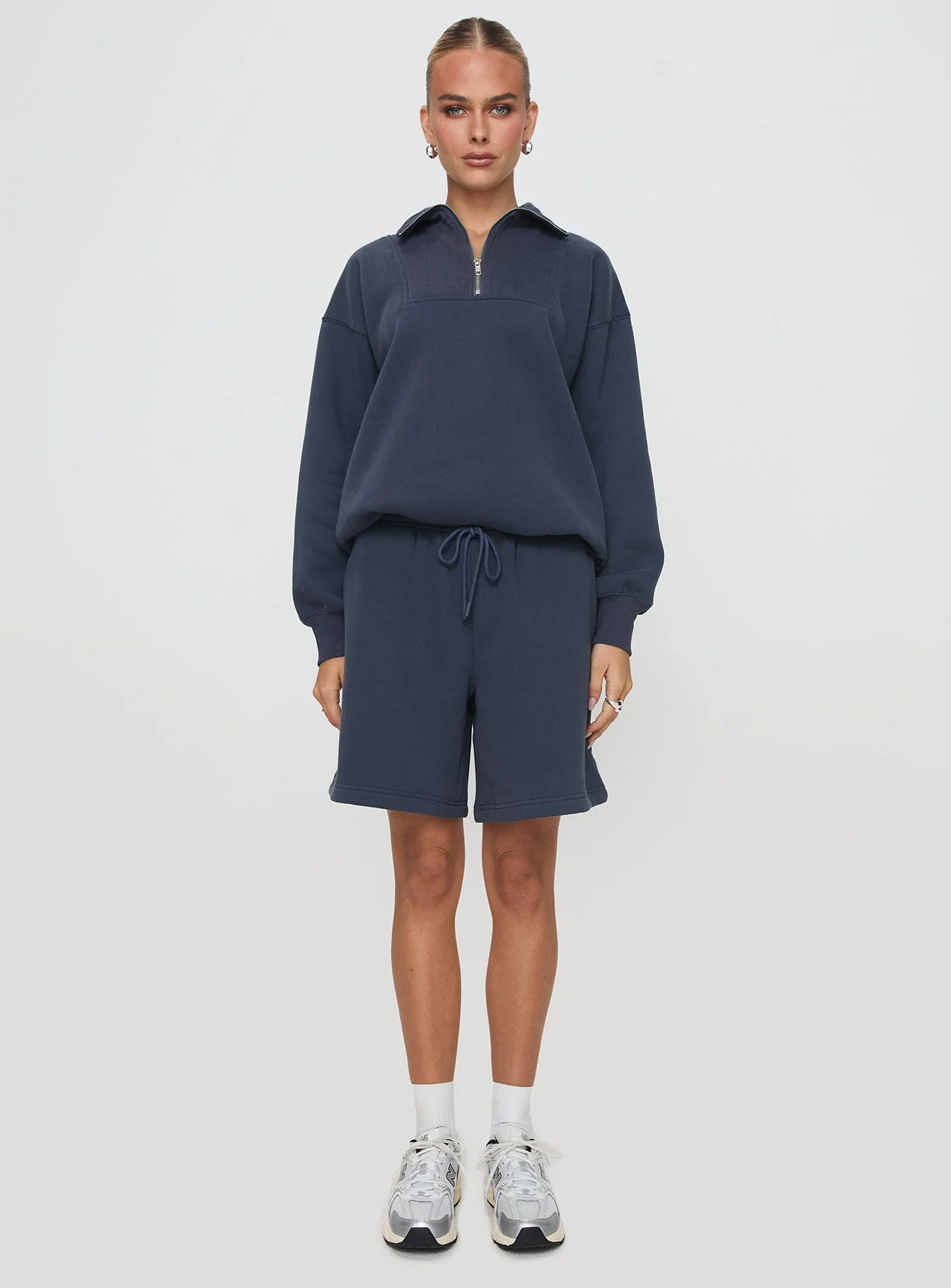 Dream Fleece Longline Shorts Navy - Image 7
