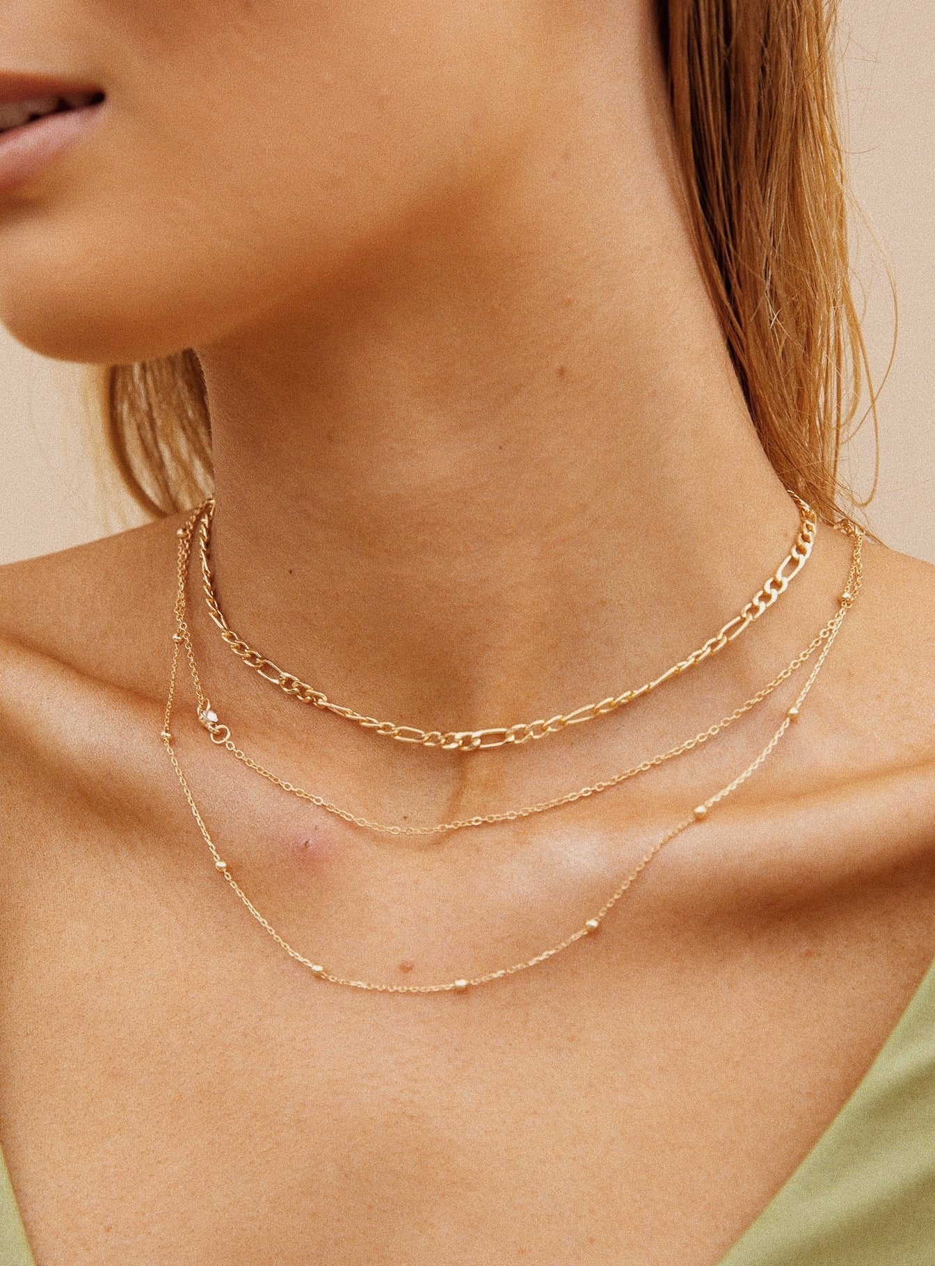 Elkie Dainty Necklace Set Gold - Image 3