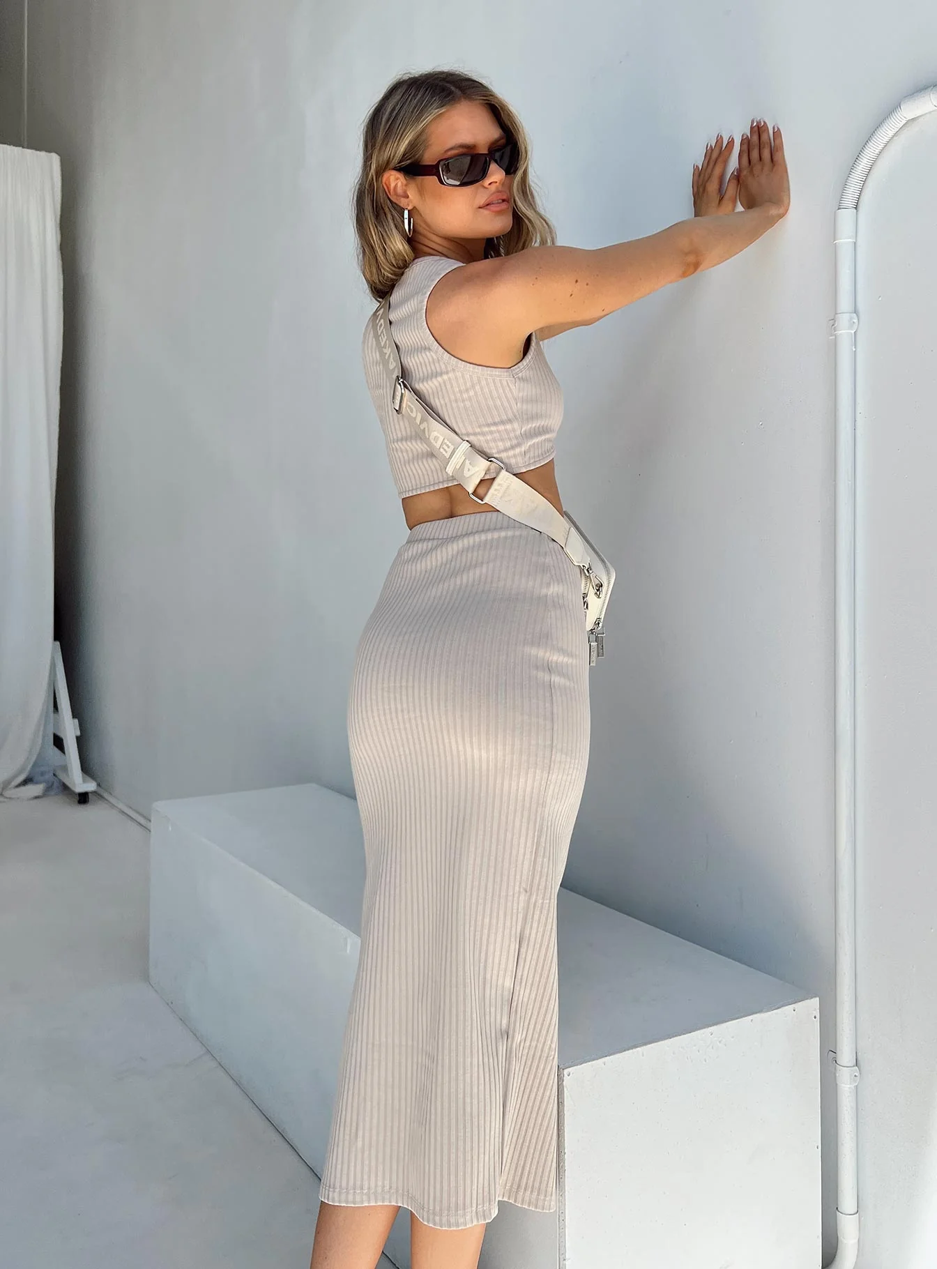 Ellie Set Beige - Image 4