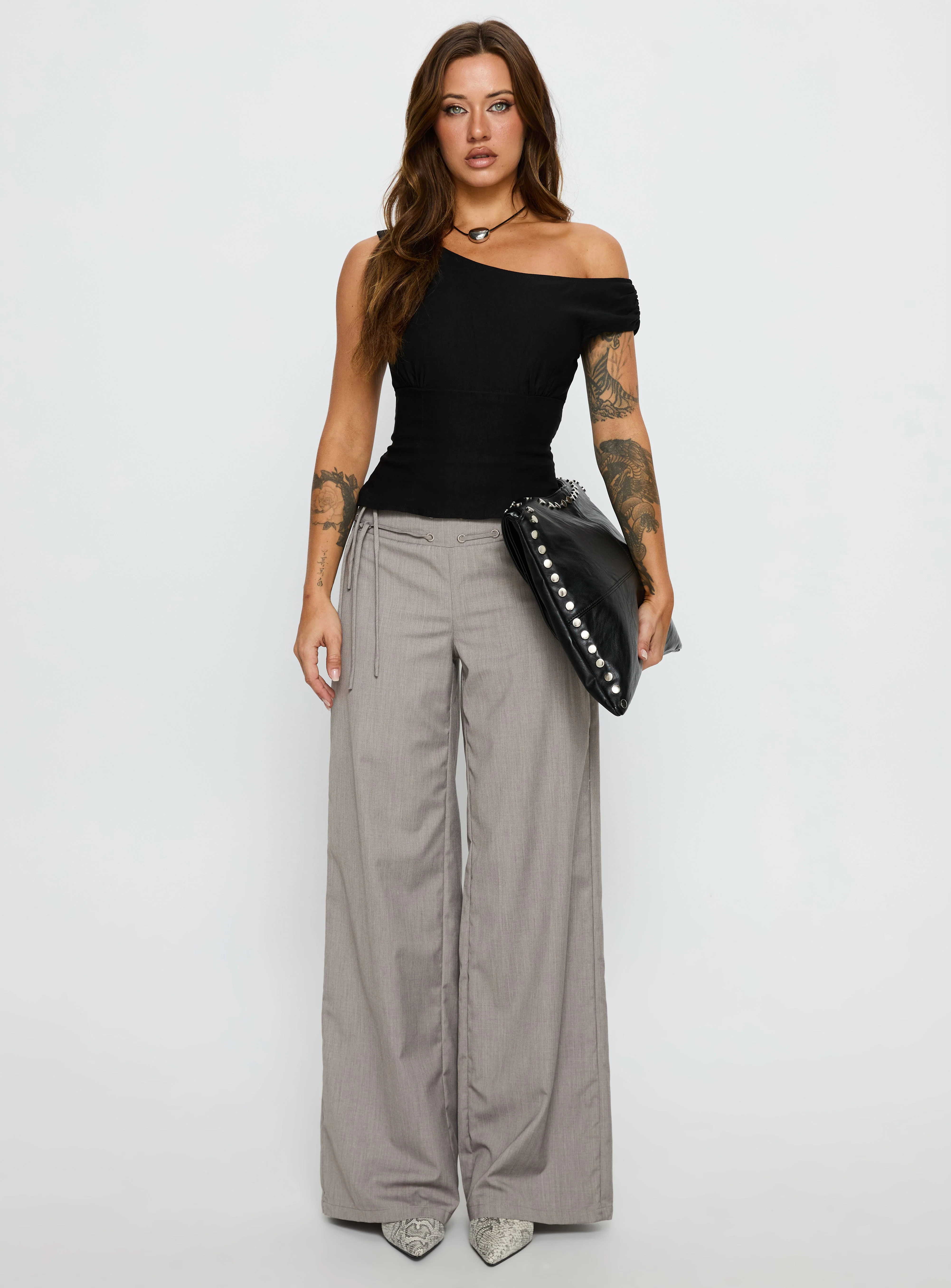 Emerey Off Shoulder Top Black - Image 6