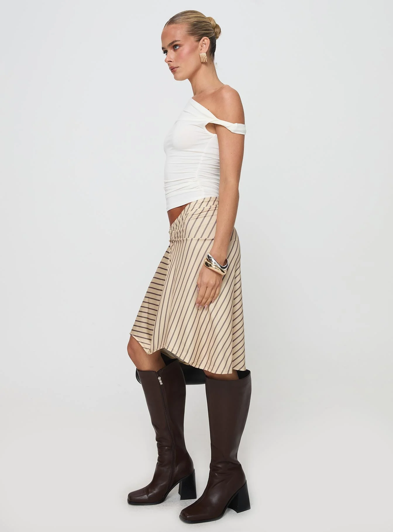 Esmeray Midi Skirt Diagonal Stripe Yellow - Image 4