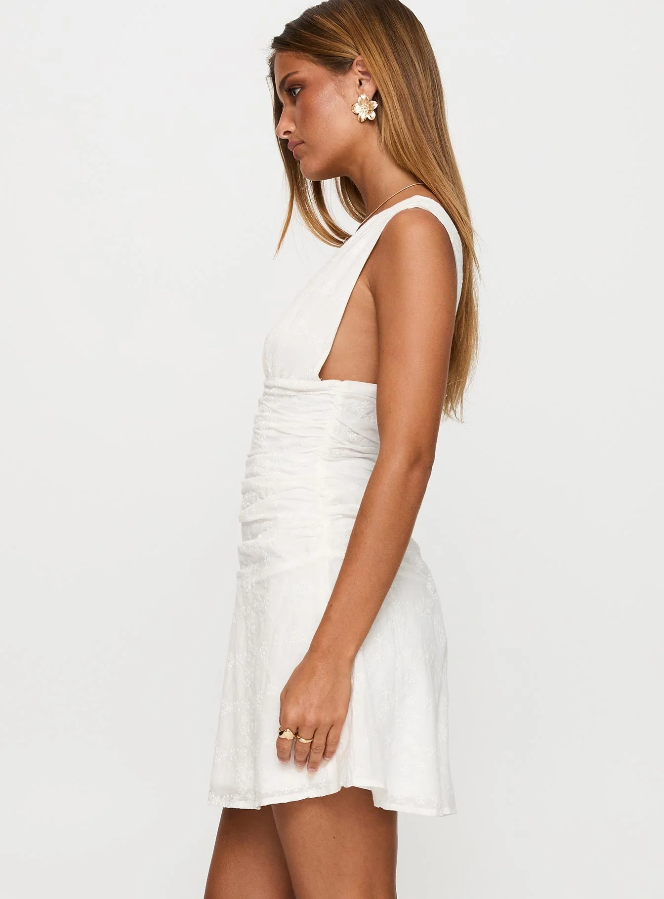 Everelle Ruched Embroidered Mini Dress White - Image 4