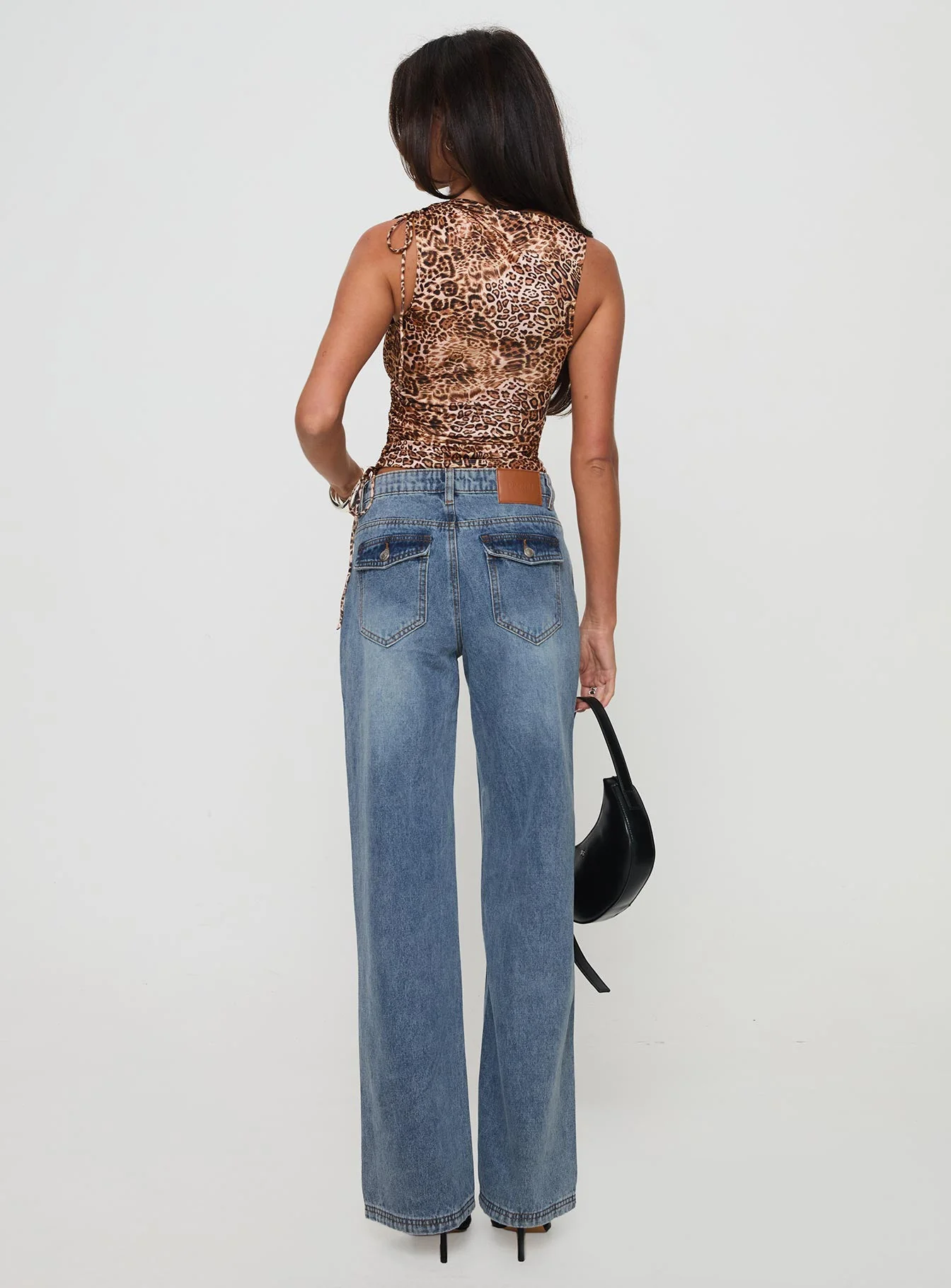 Everlong Mid Rise Straight Leg Jeans Mid Blue Wash - Image 5