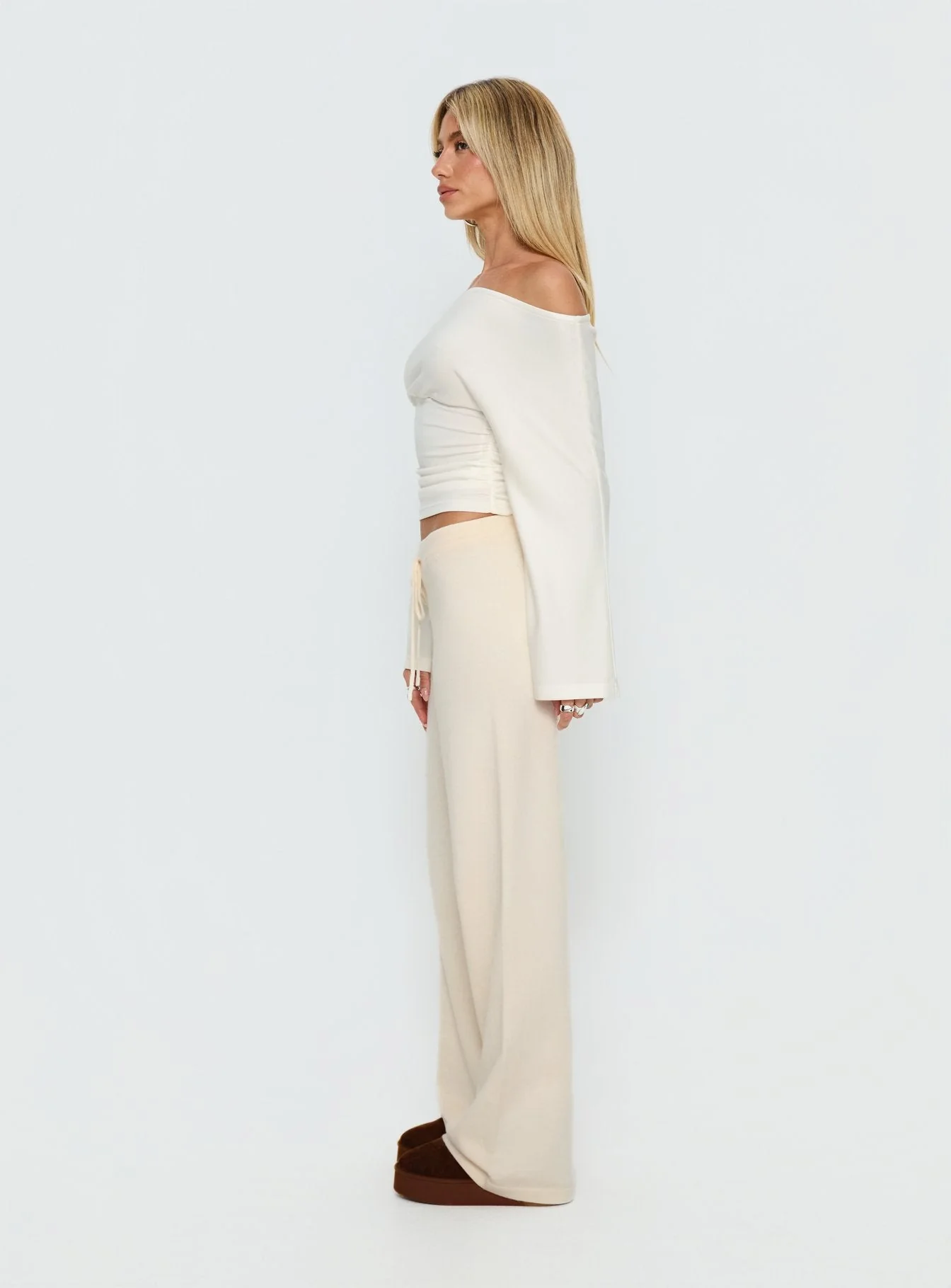 Felisha Low Waist Knit Pants White - Image 4