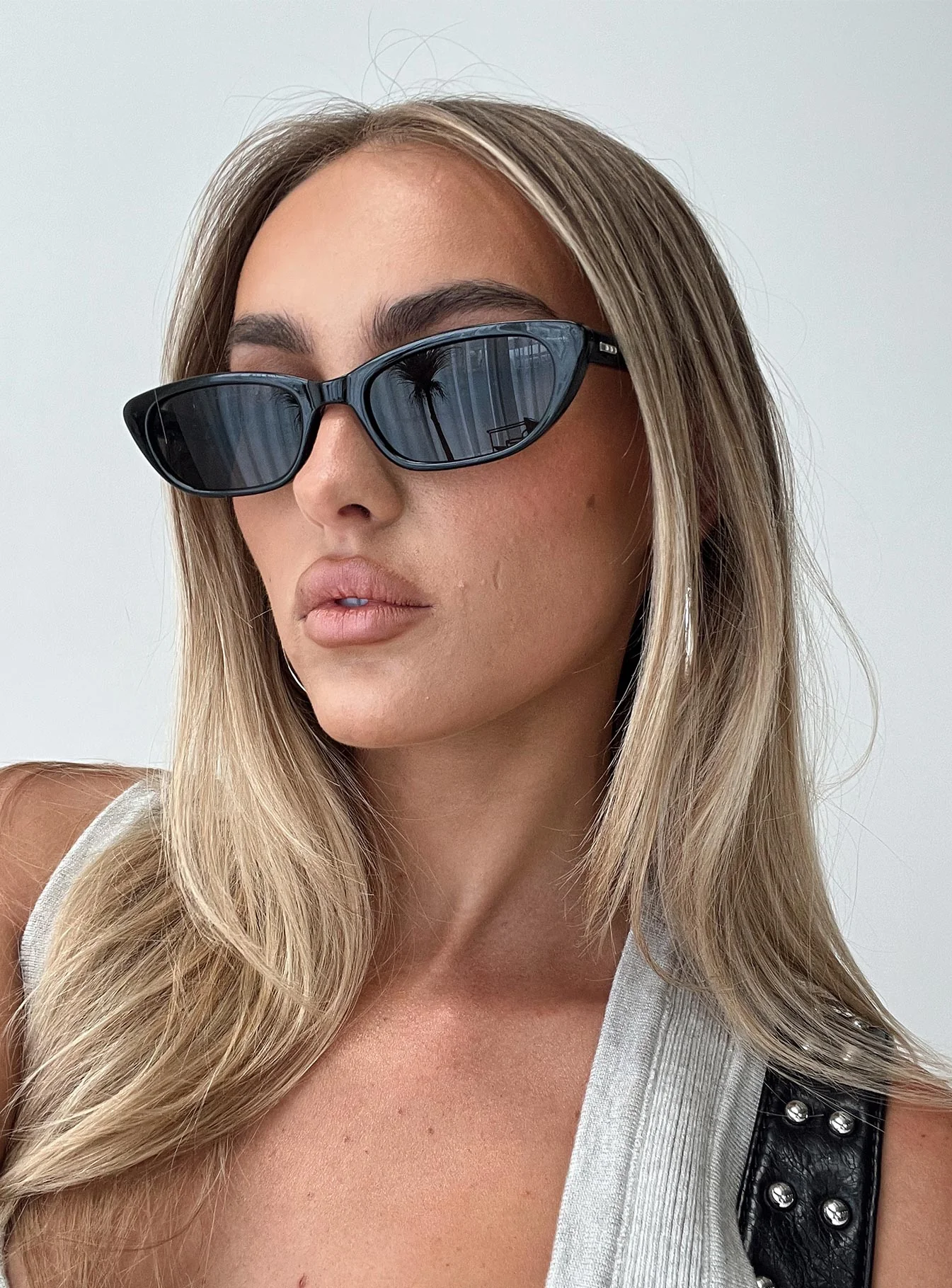 Future Sunglasses Black - Image 7
