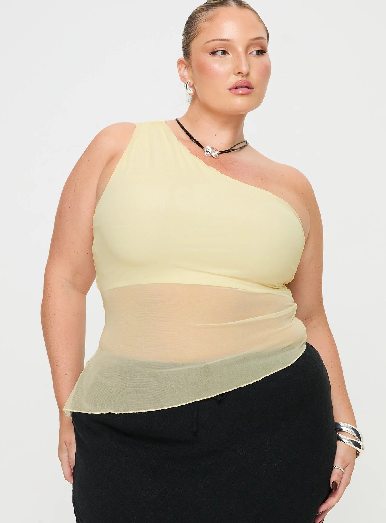 Gilda Asymmetric Top Cream Curve - Image 2