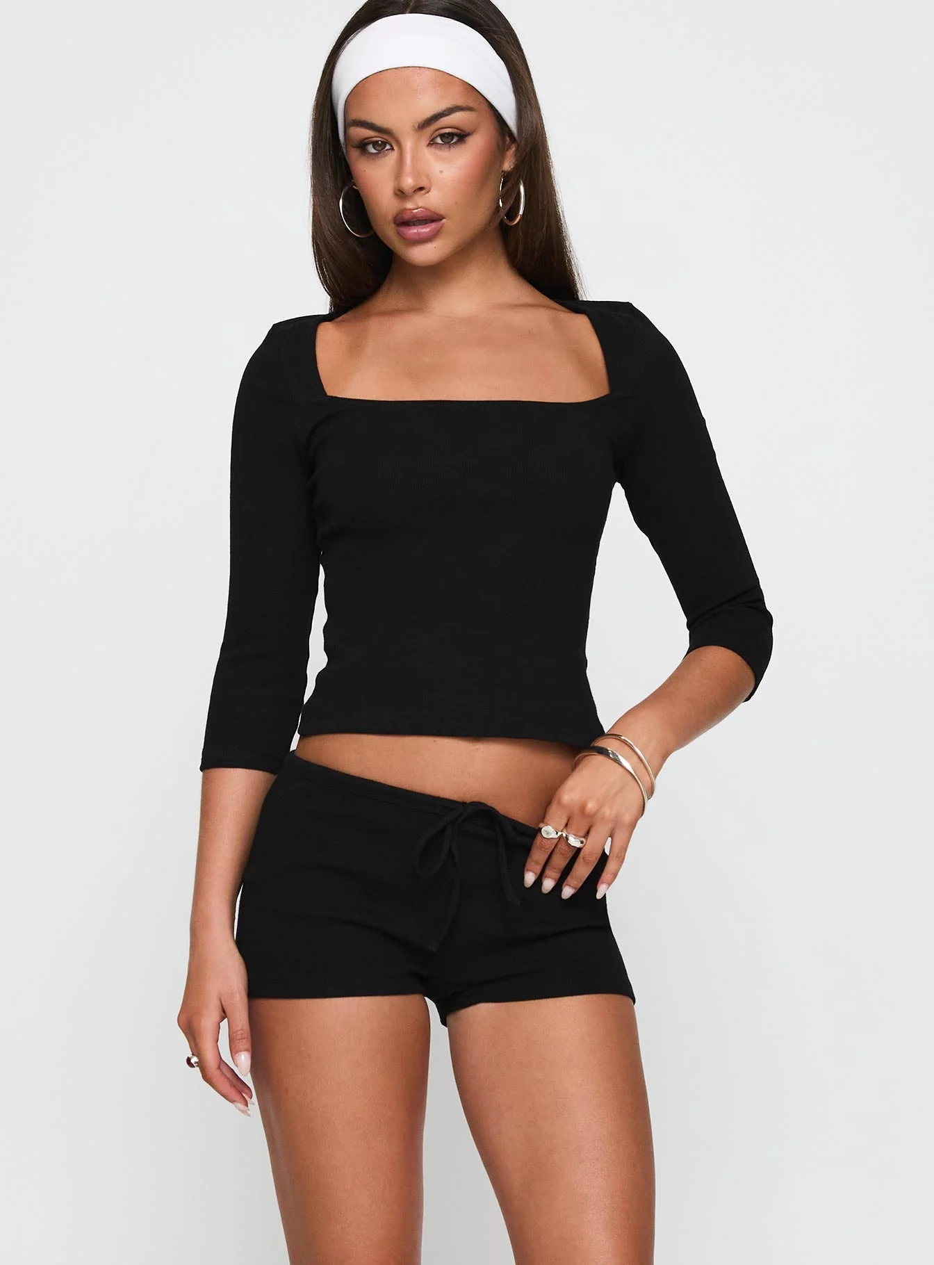 Gracious Low Rise Mini Short Black - Image 2